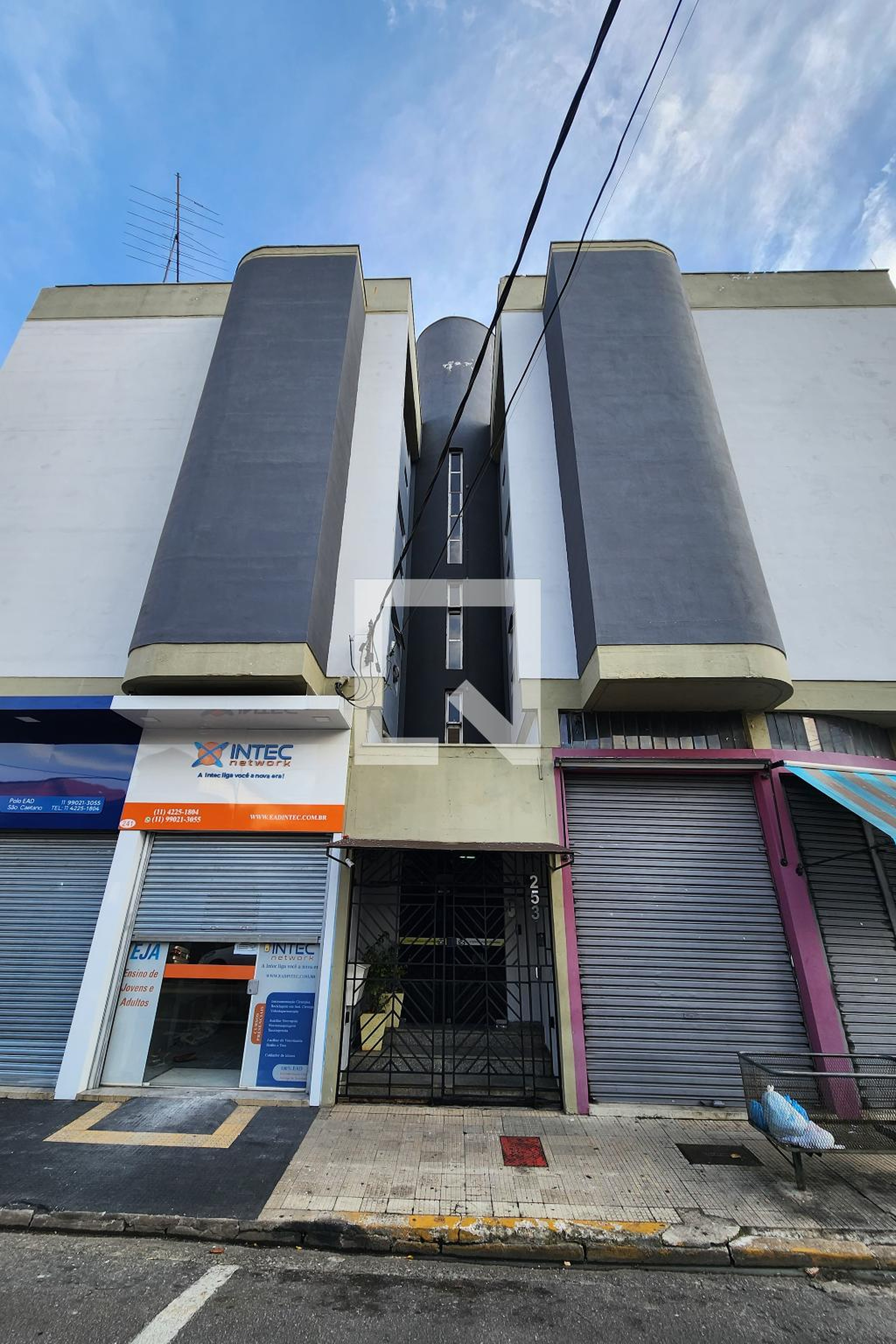 Fachada Edifício Aldeia de Piratininga