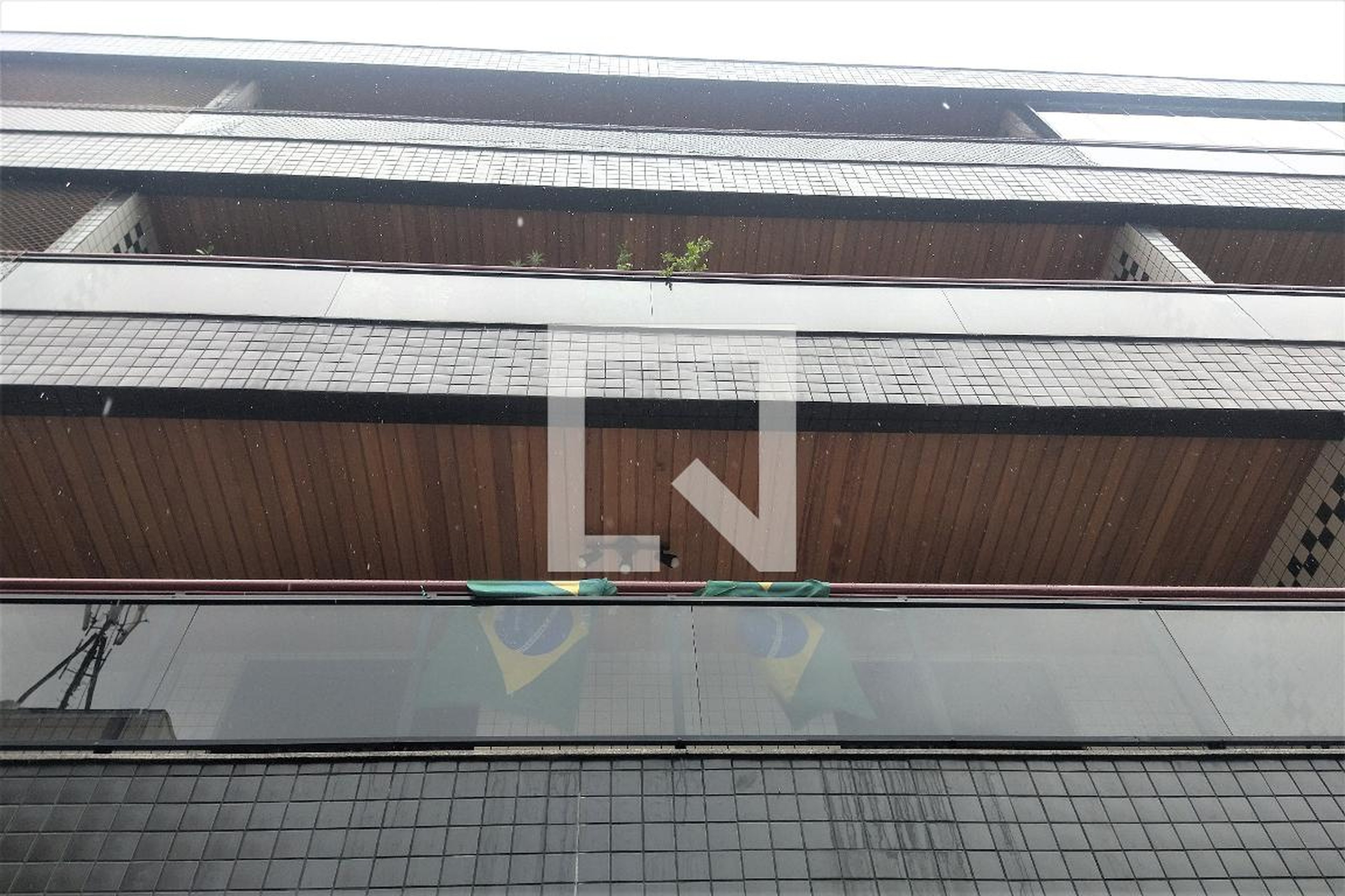 Fachada do Prédio Condomínio Irineu