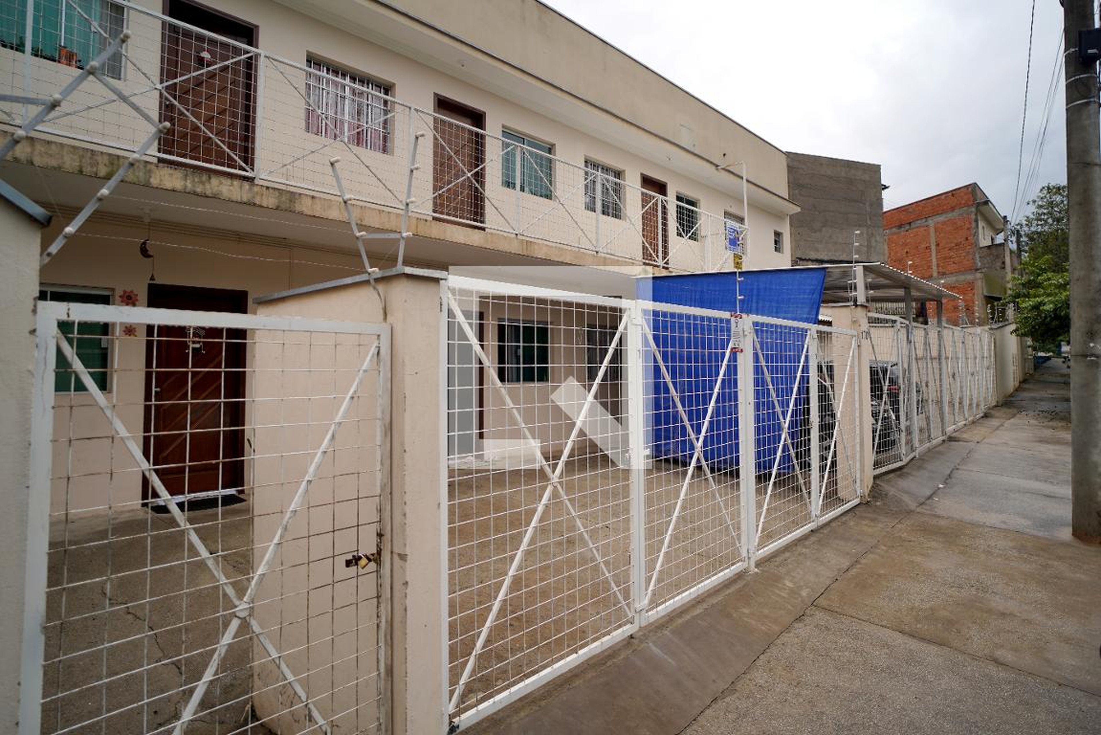 Fachada Condomínio em Rua Wenceslau Corrêa Lacerda, 170