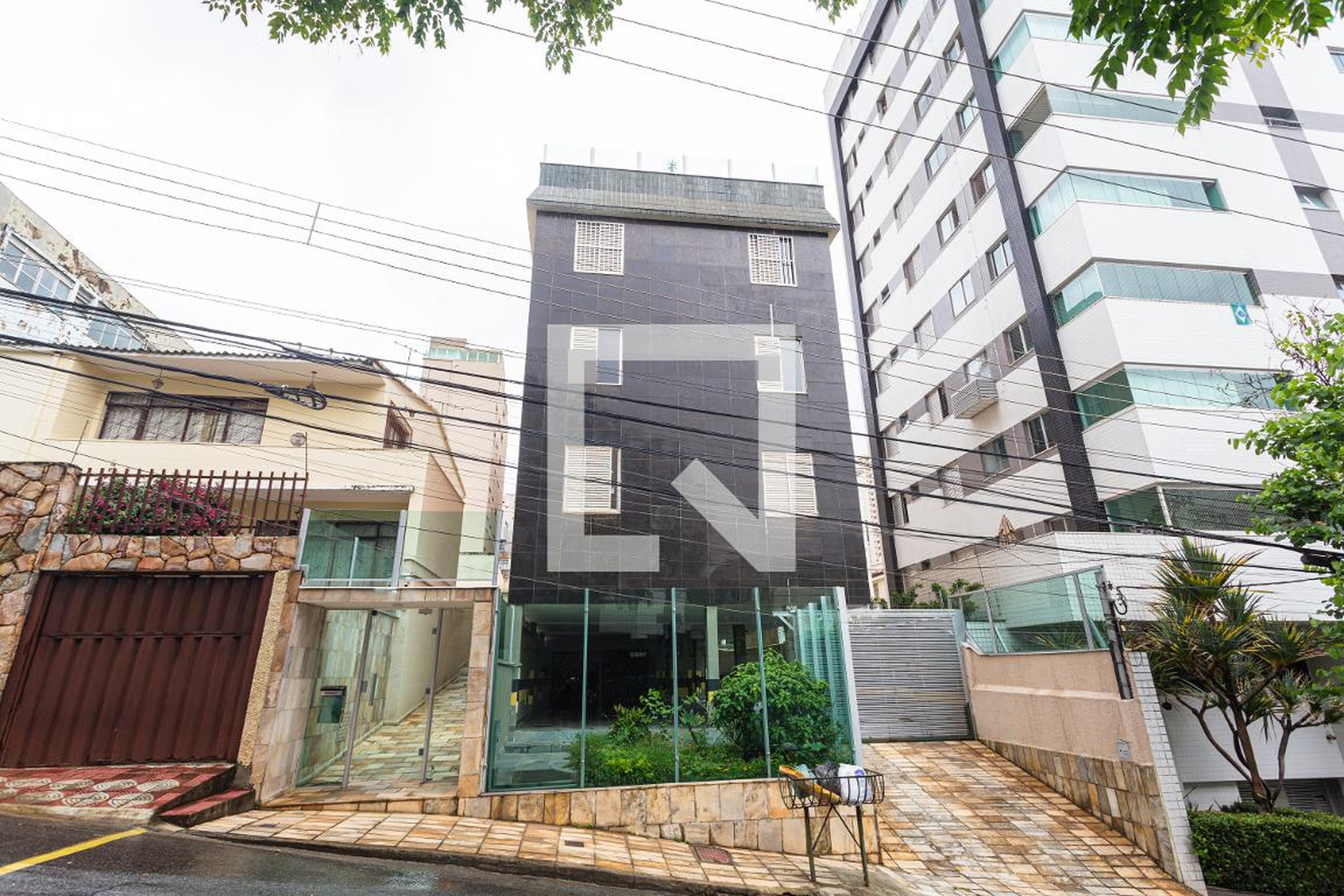 Fachada Condomínio em Rua Muzambinho, 178