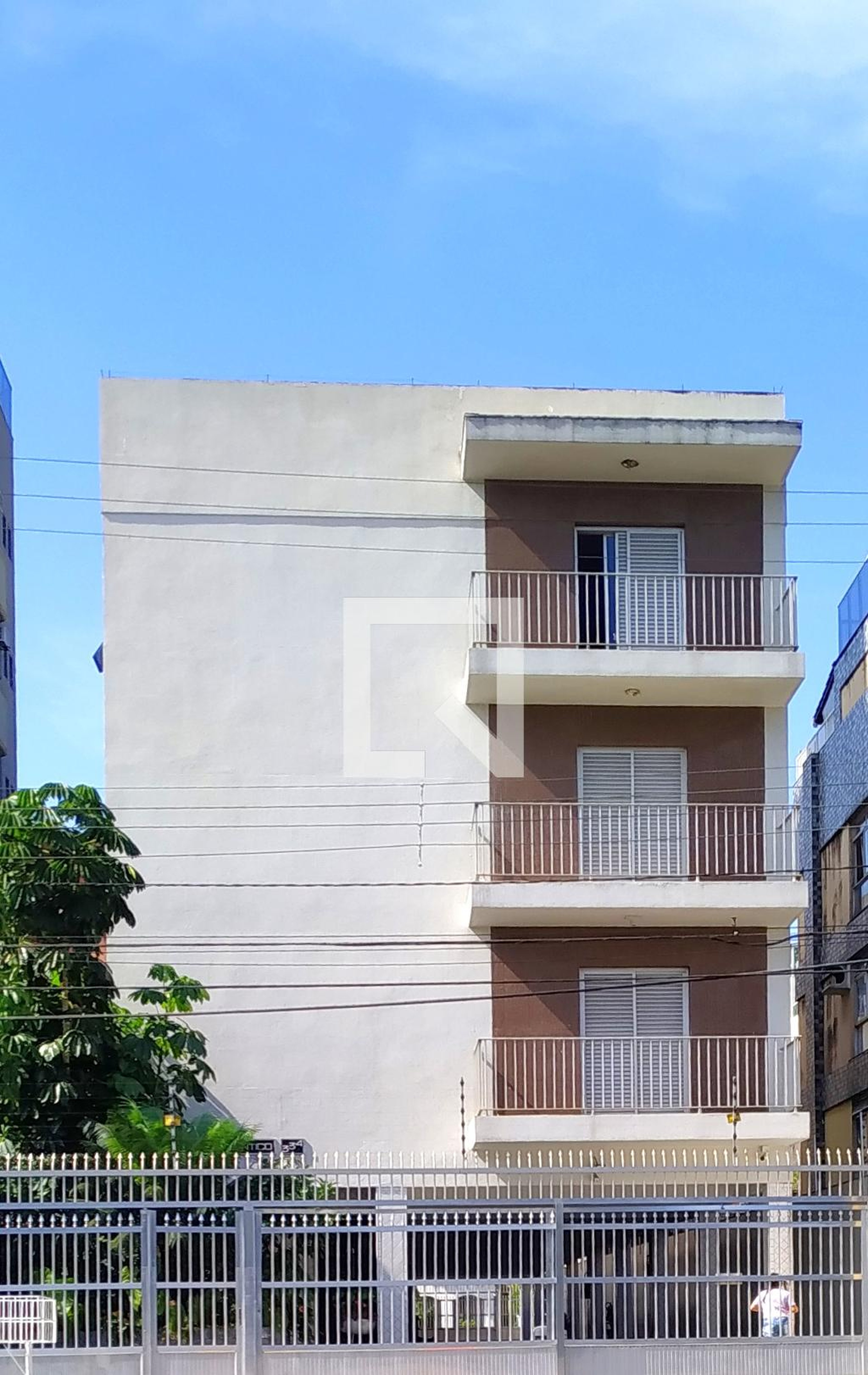Fachada do Prédio Condomínio em Rua Guadalajara, 334