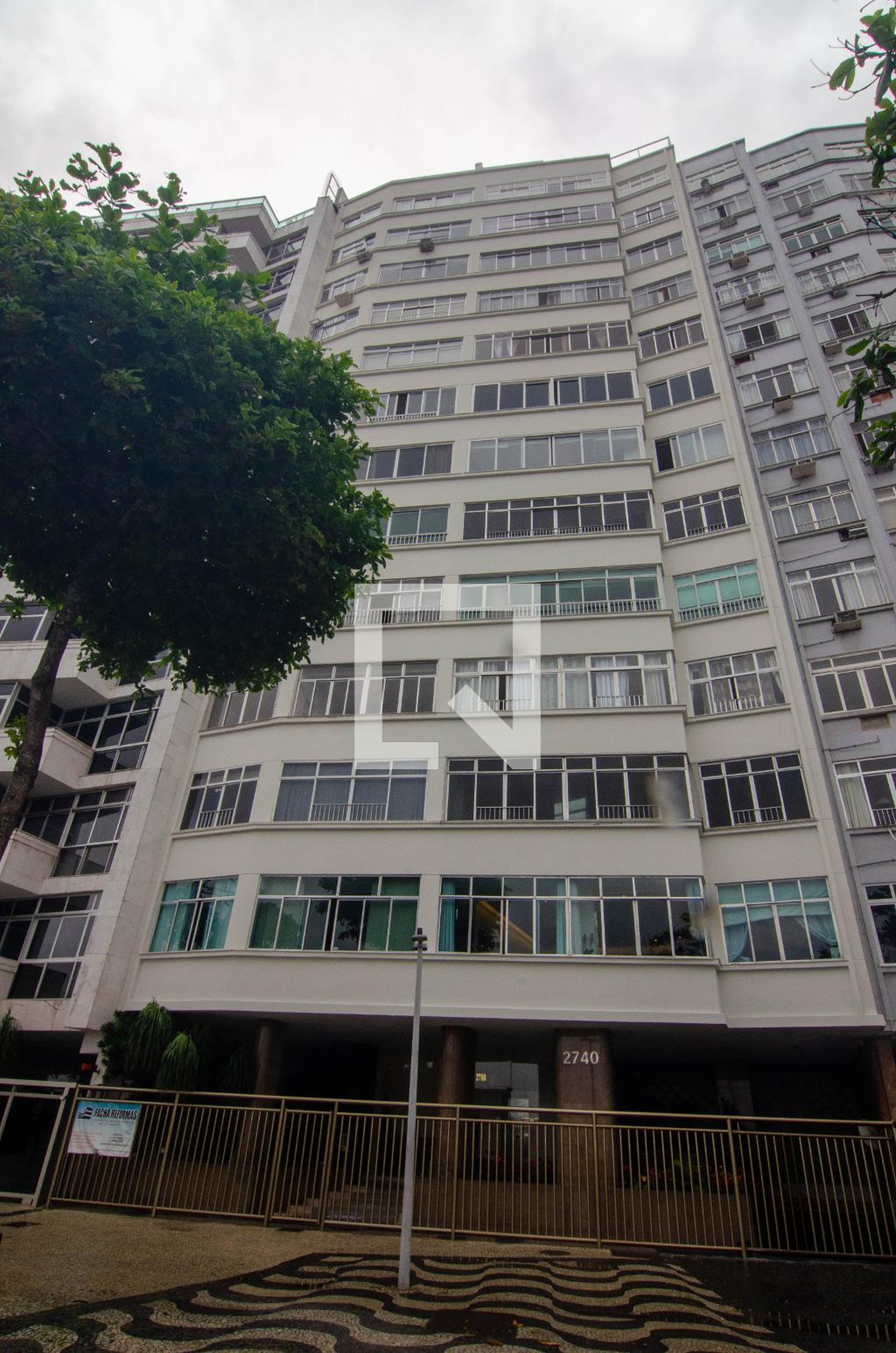 Fachada Condomínio Duque de Epson