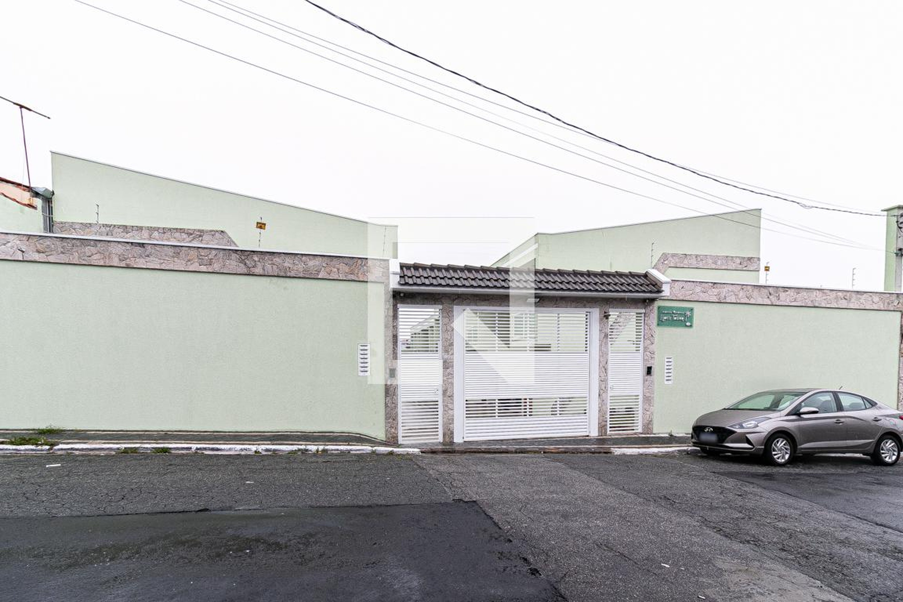 Fachada do Condomínio Condomínio Lyon S Tower