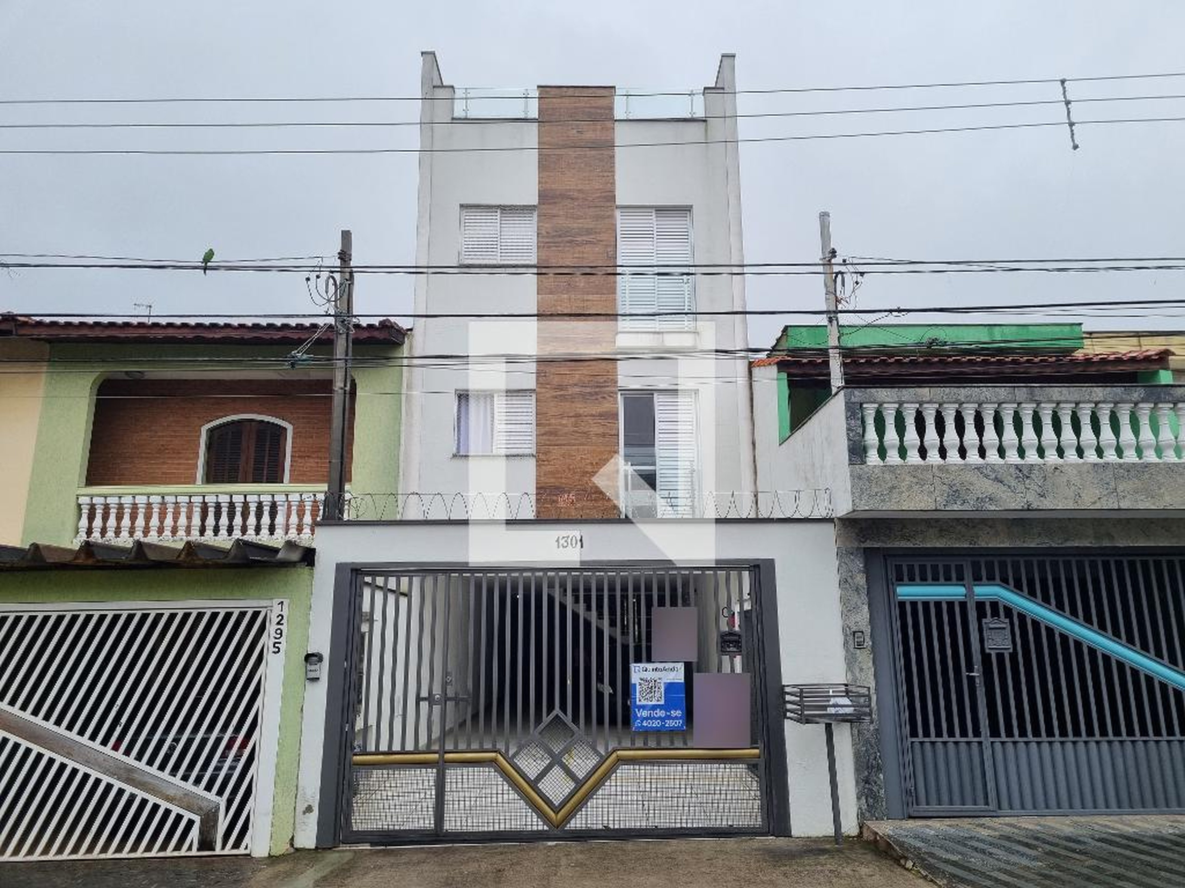 Fachada Condomínio em Rua Fernando Pessoa, 1301