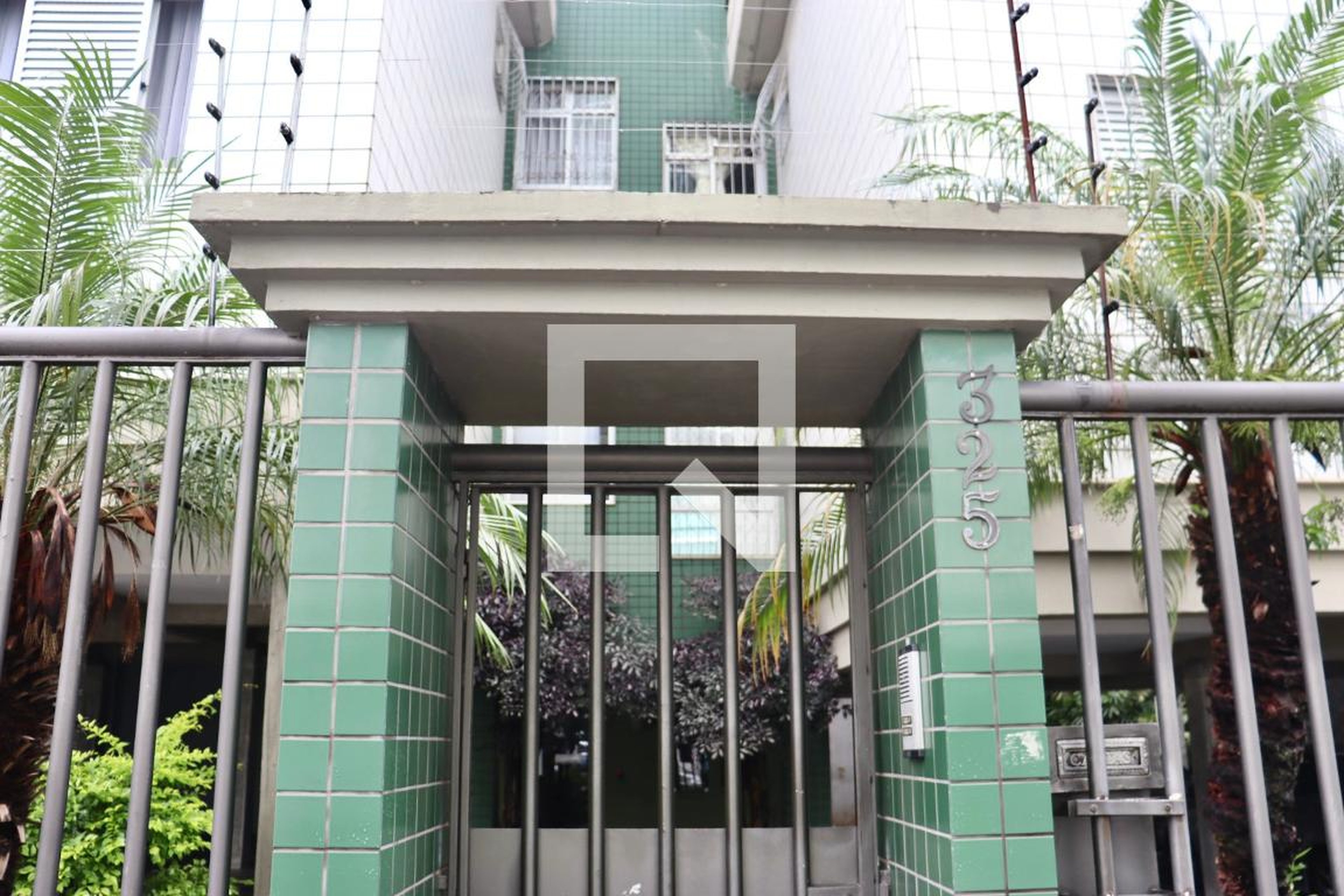 Fachada Edifício Ana Cláudia Xavier