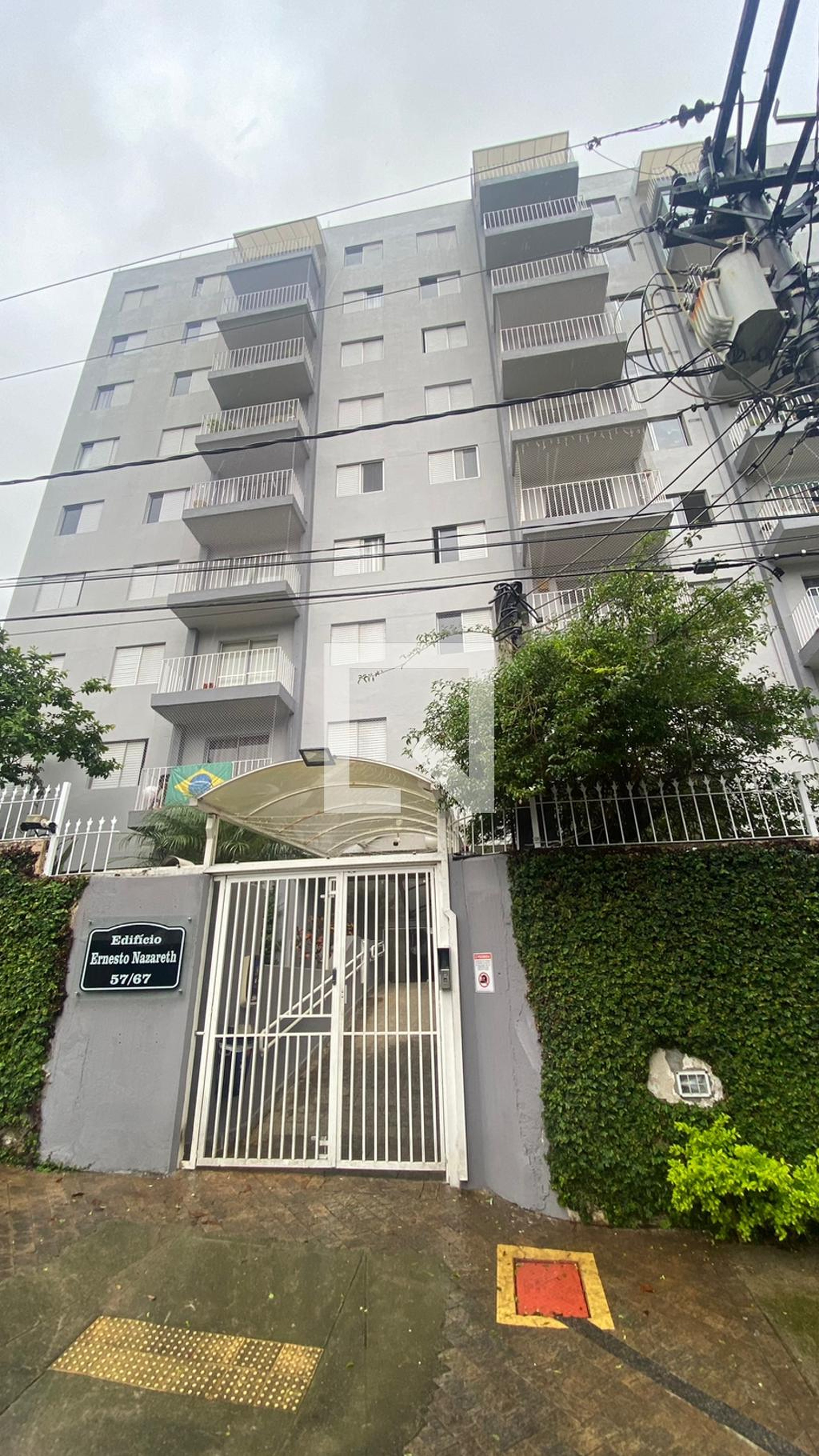 Fachada Condomínio em Rua Henrique Altes, 57