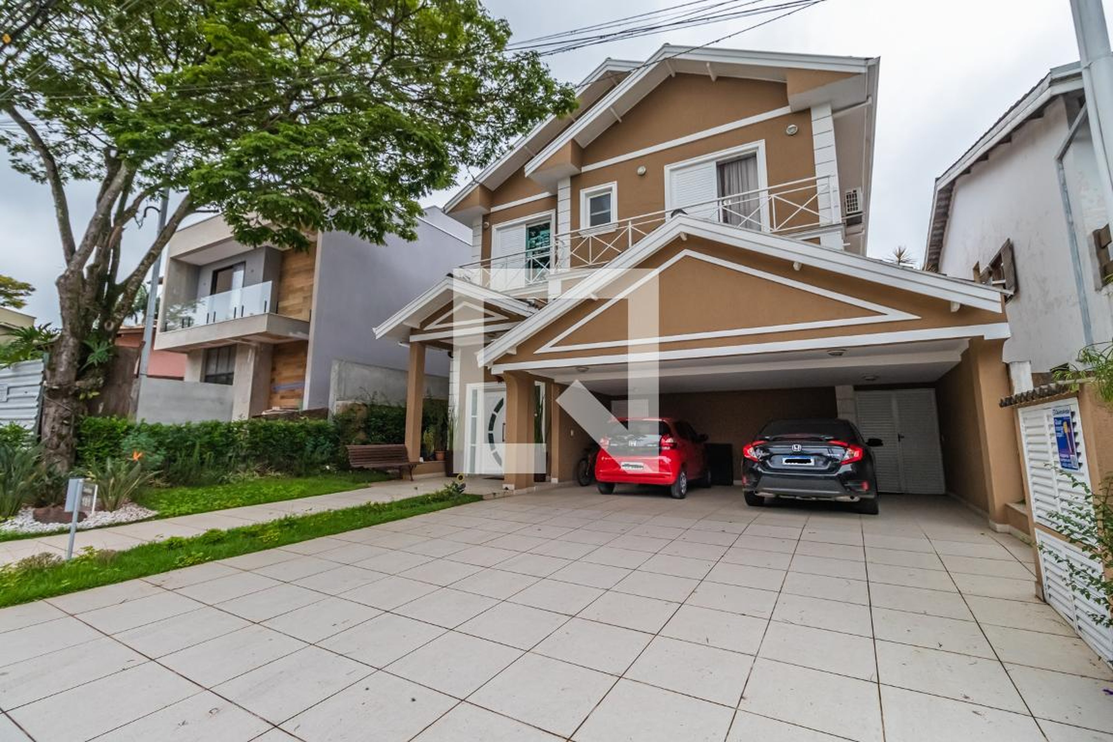 Fachada Condomínio Alphaville Residencial 6