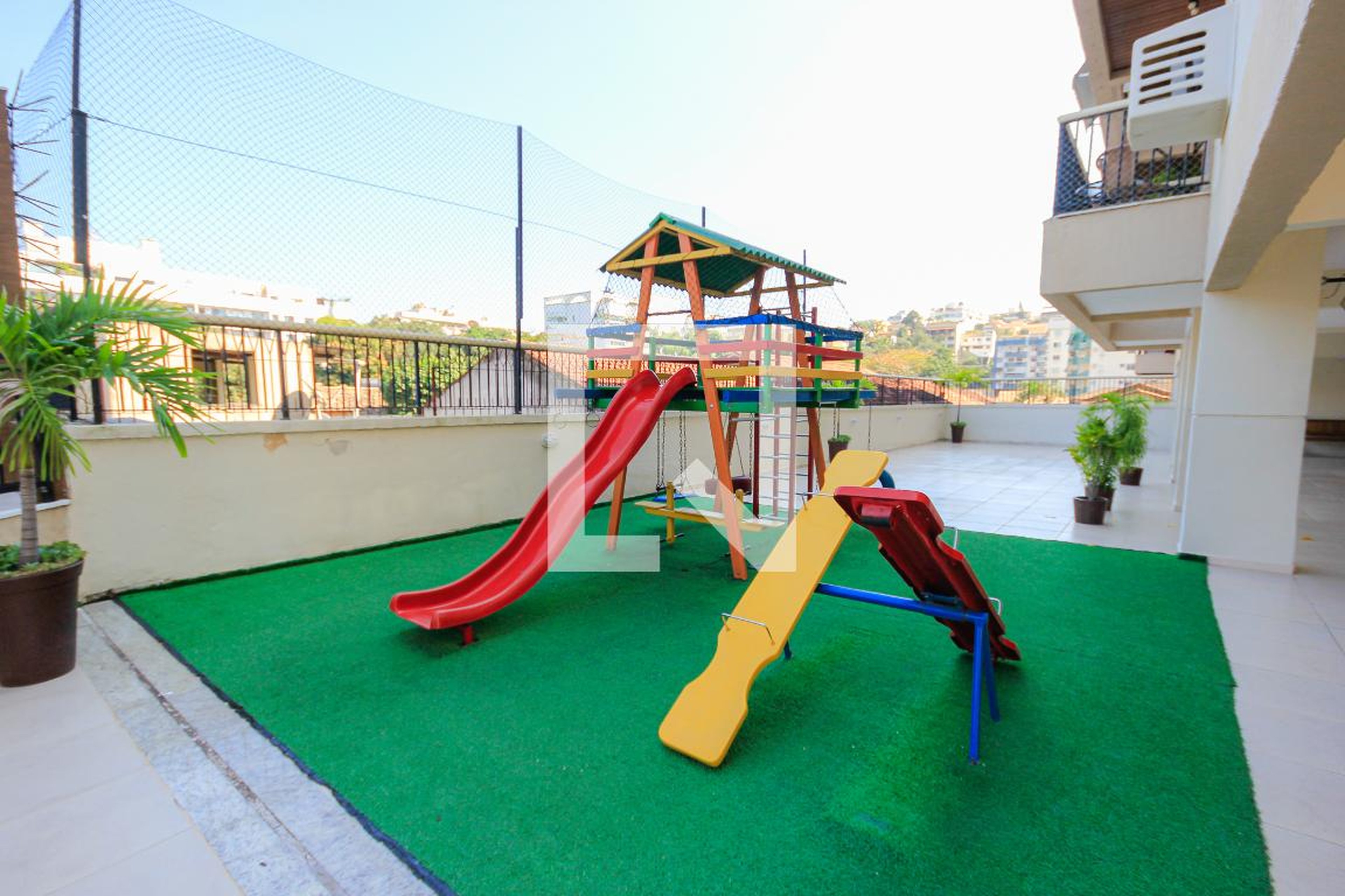 Playground - Edifício Park Village