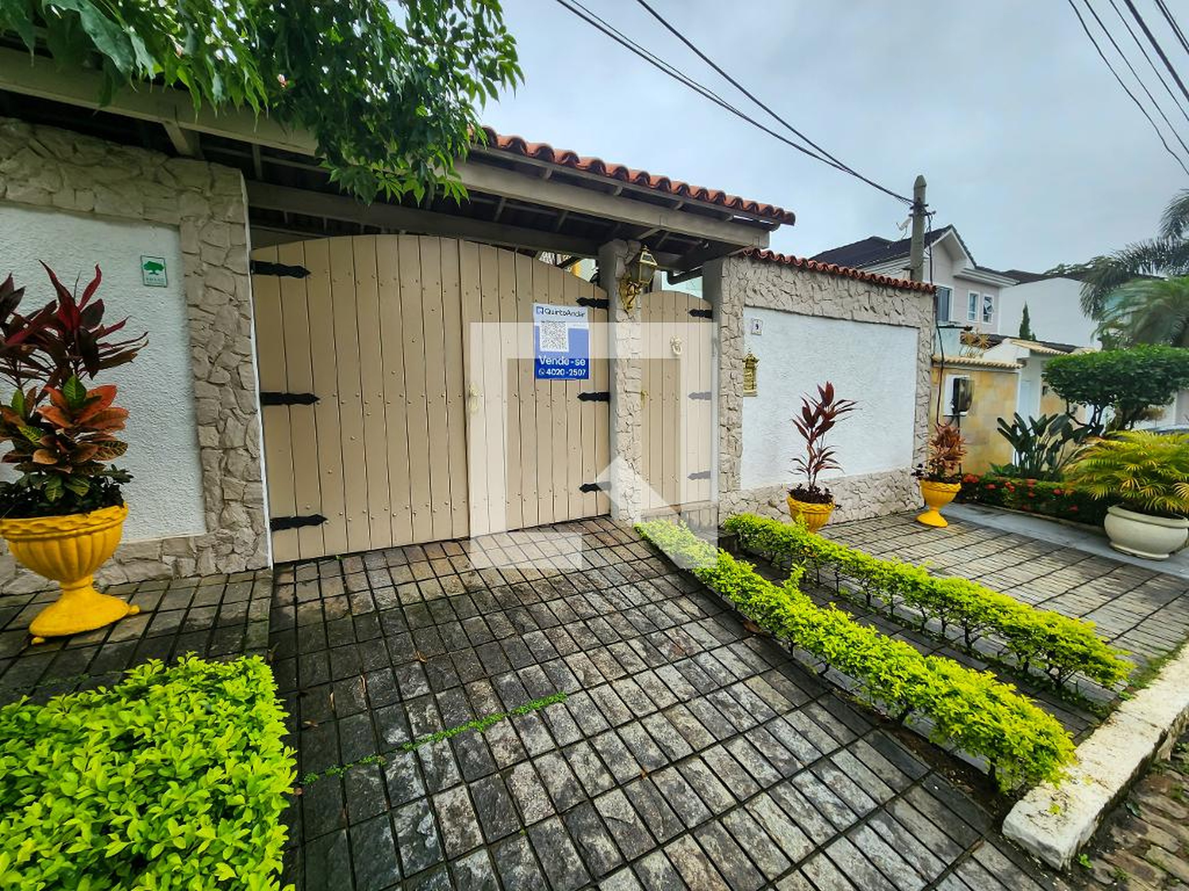 Fachada Condomínio Suíça Carioca