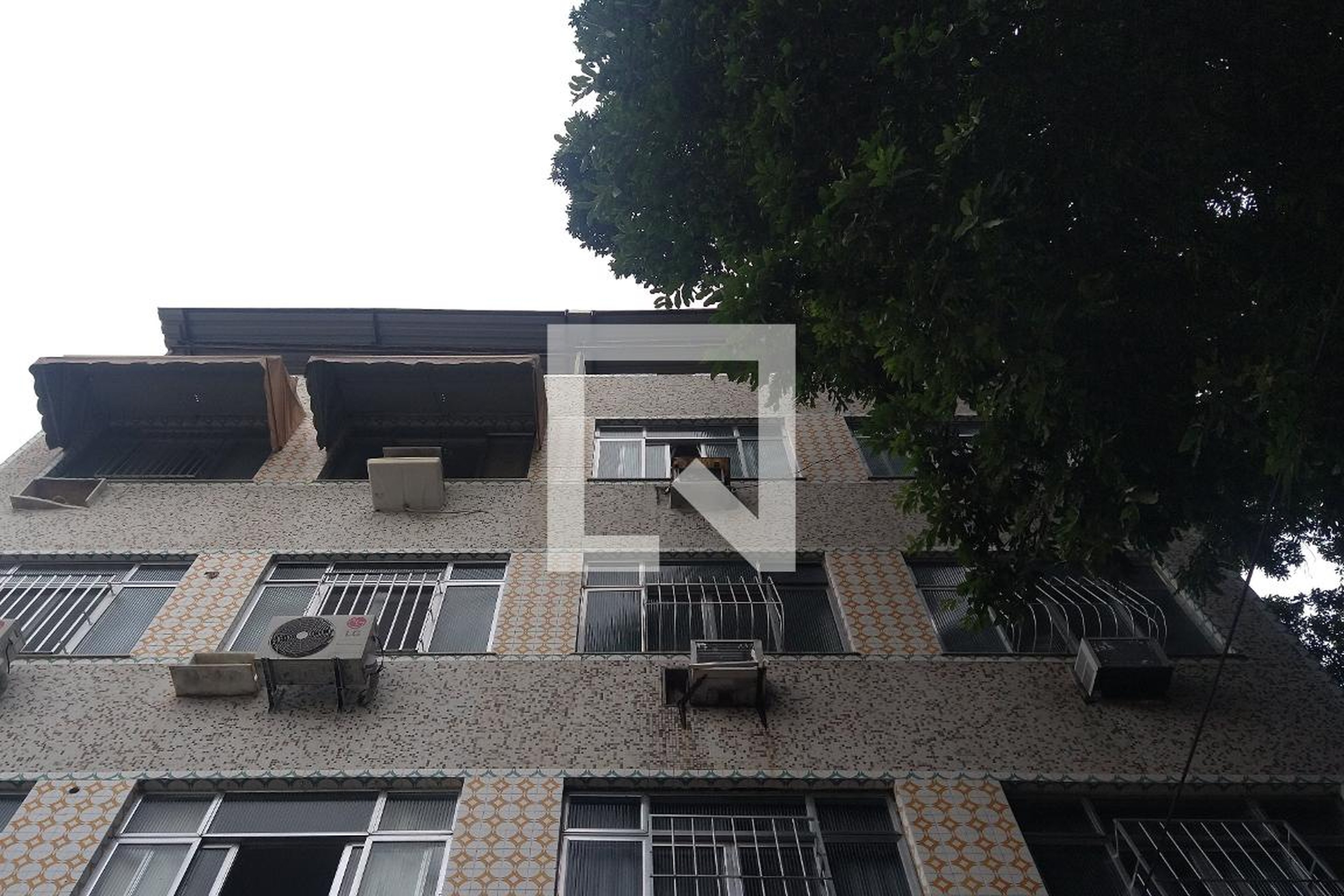 Fachada do Prédio Condomínio em Rua Irineu Corrêa, 149