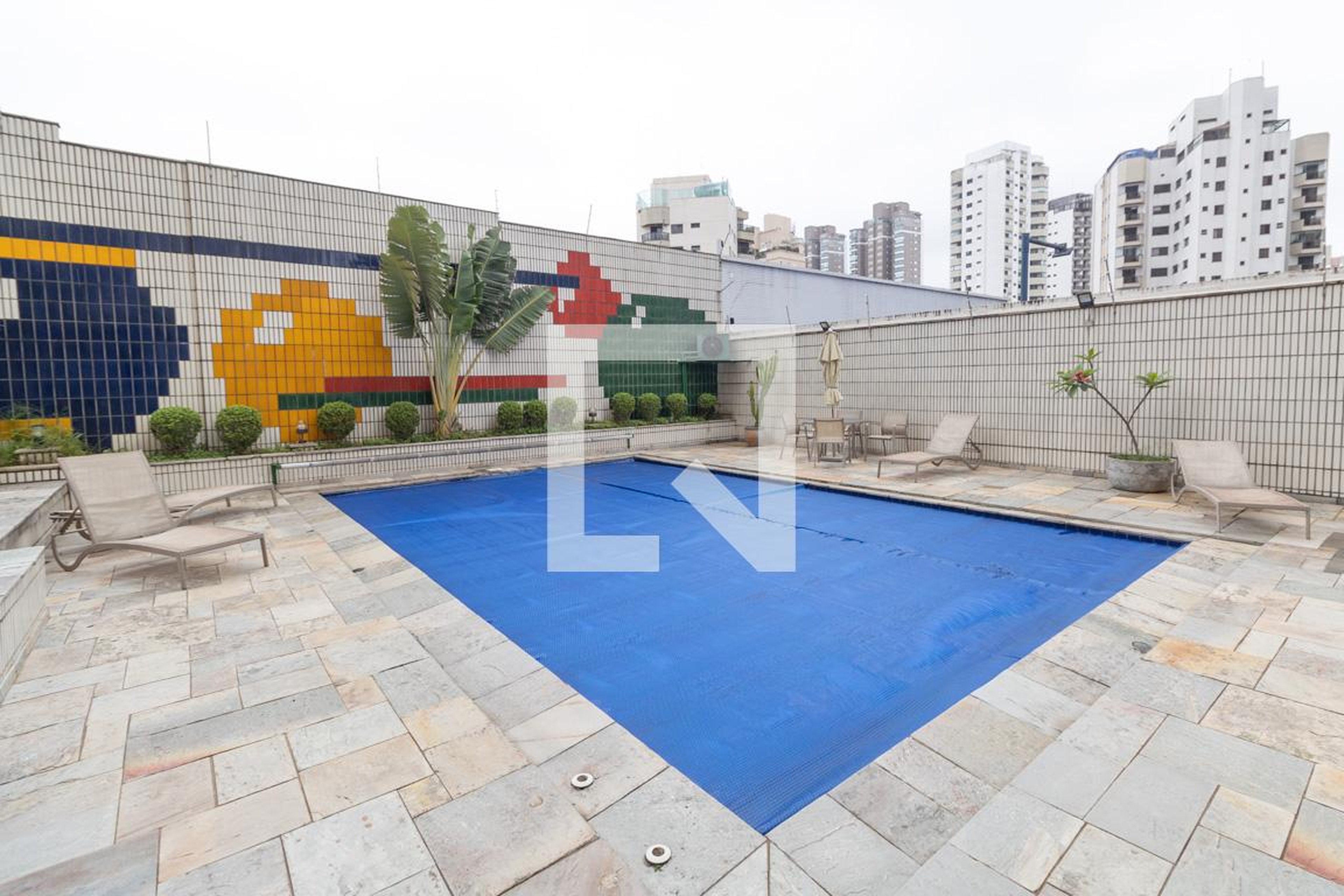 Piscina - Edifício Florença