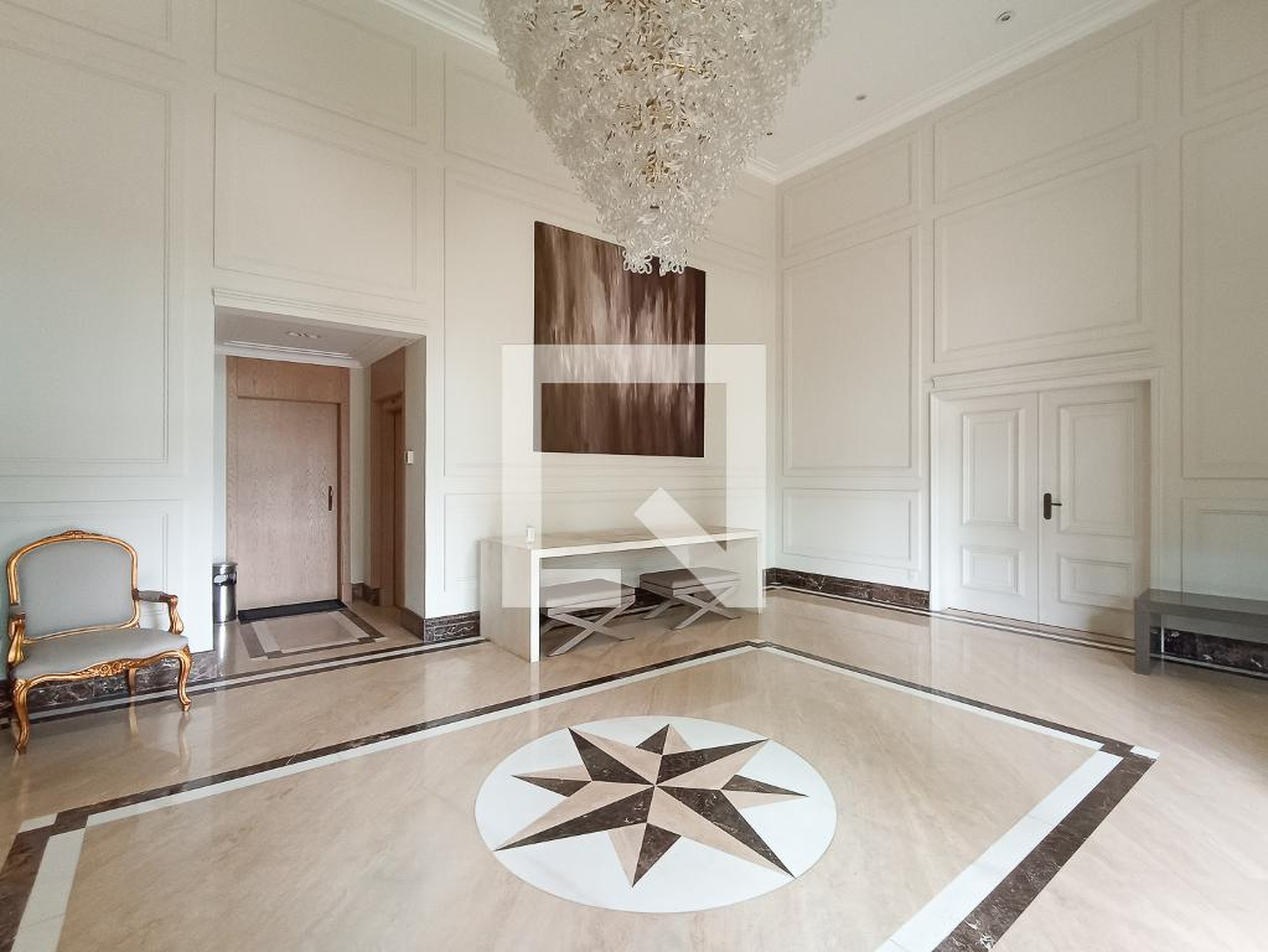 Hall Social - Parc Des Princes