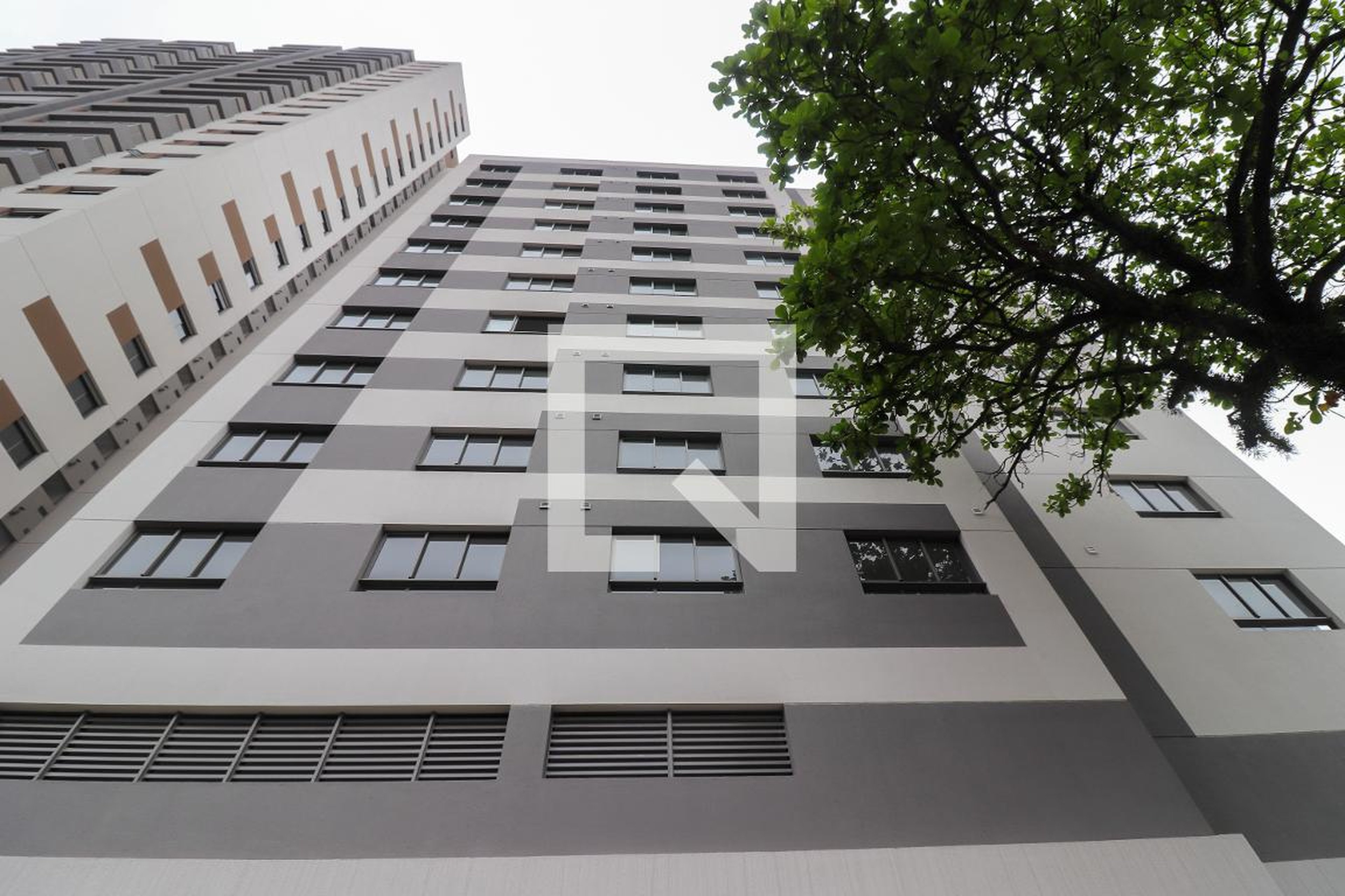 Fachada Condomínio em Rua Dr. Ângelo Vita, 327