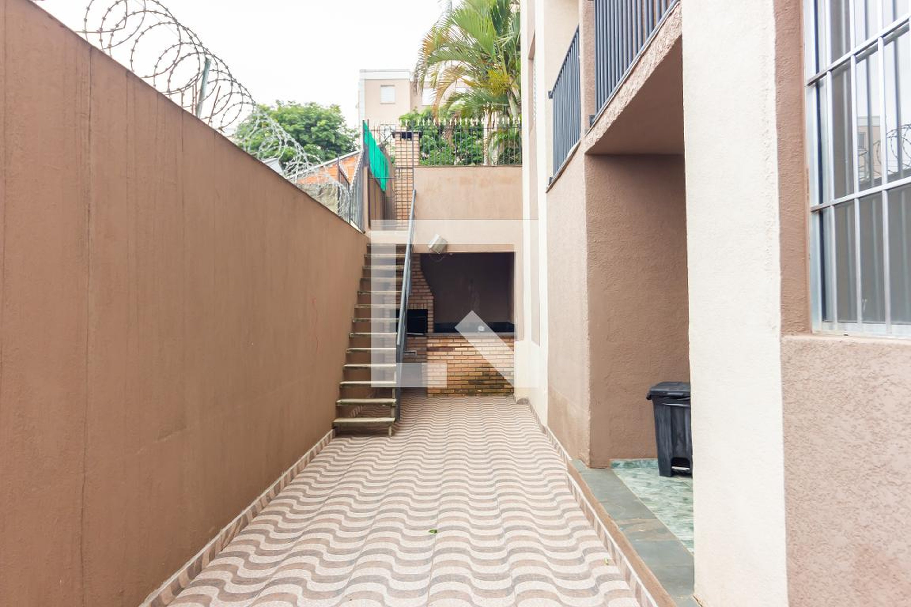 Churrasqueira - Recanto das Violetas I