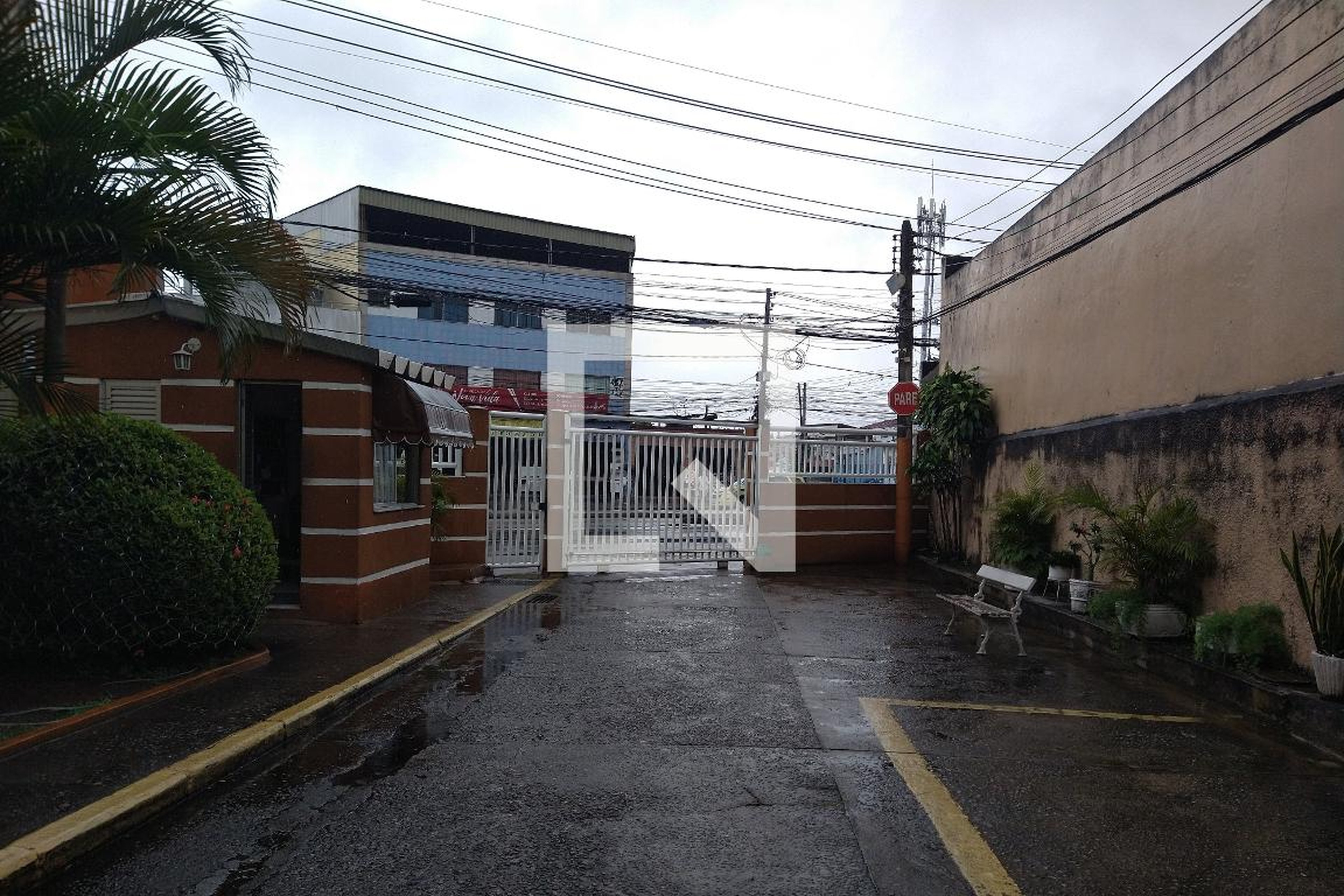 Fachada do Condomínio Condomínio Duque de Caxias