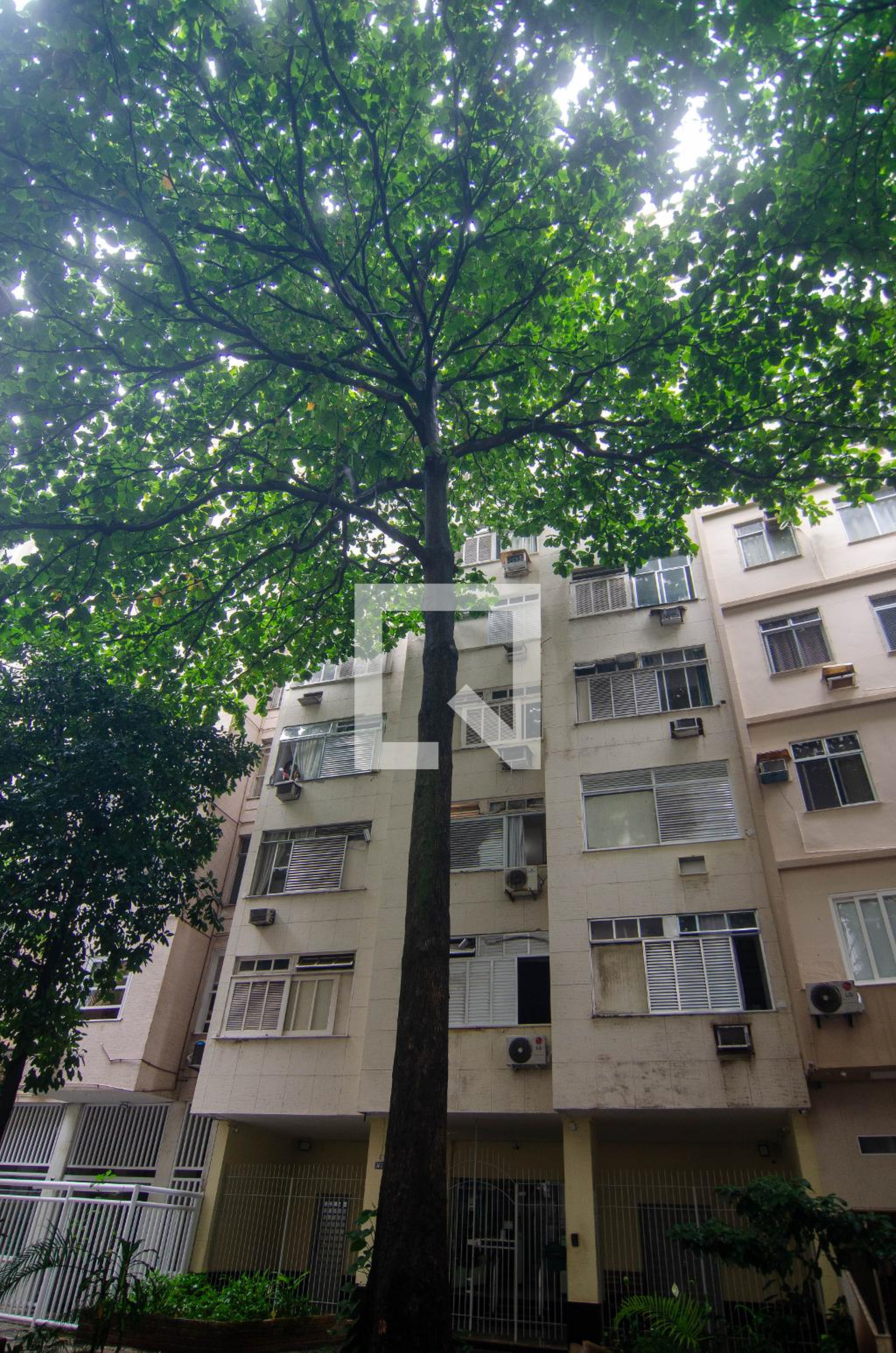 Fachada Condomínio em Rua 5 de Julho, 367