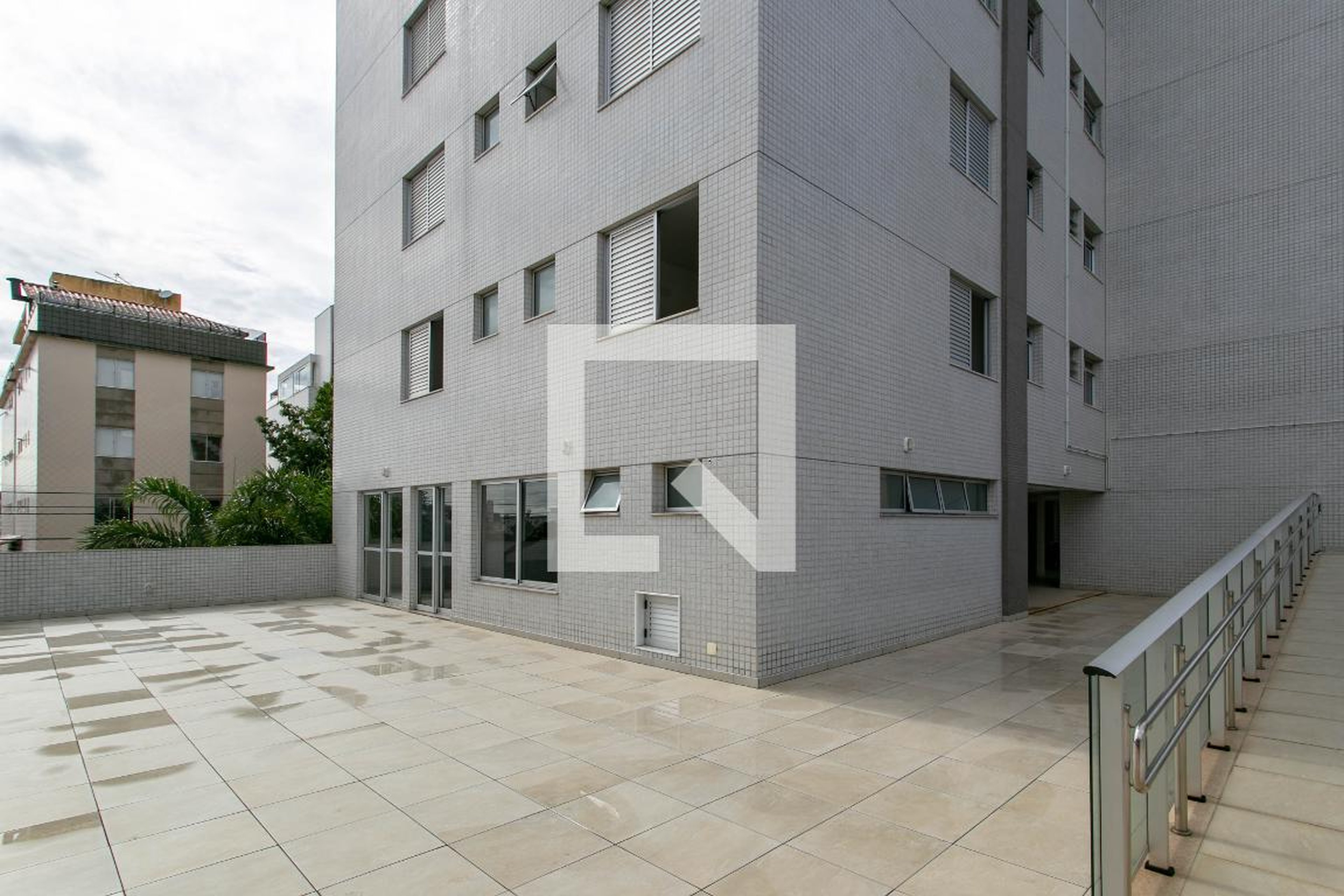 Área Externa - Caminho dos Pássaros