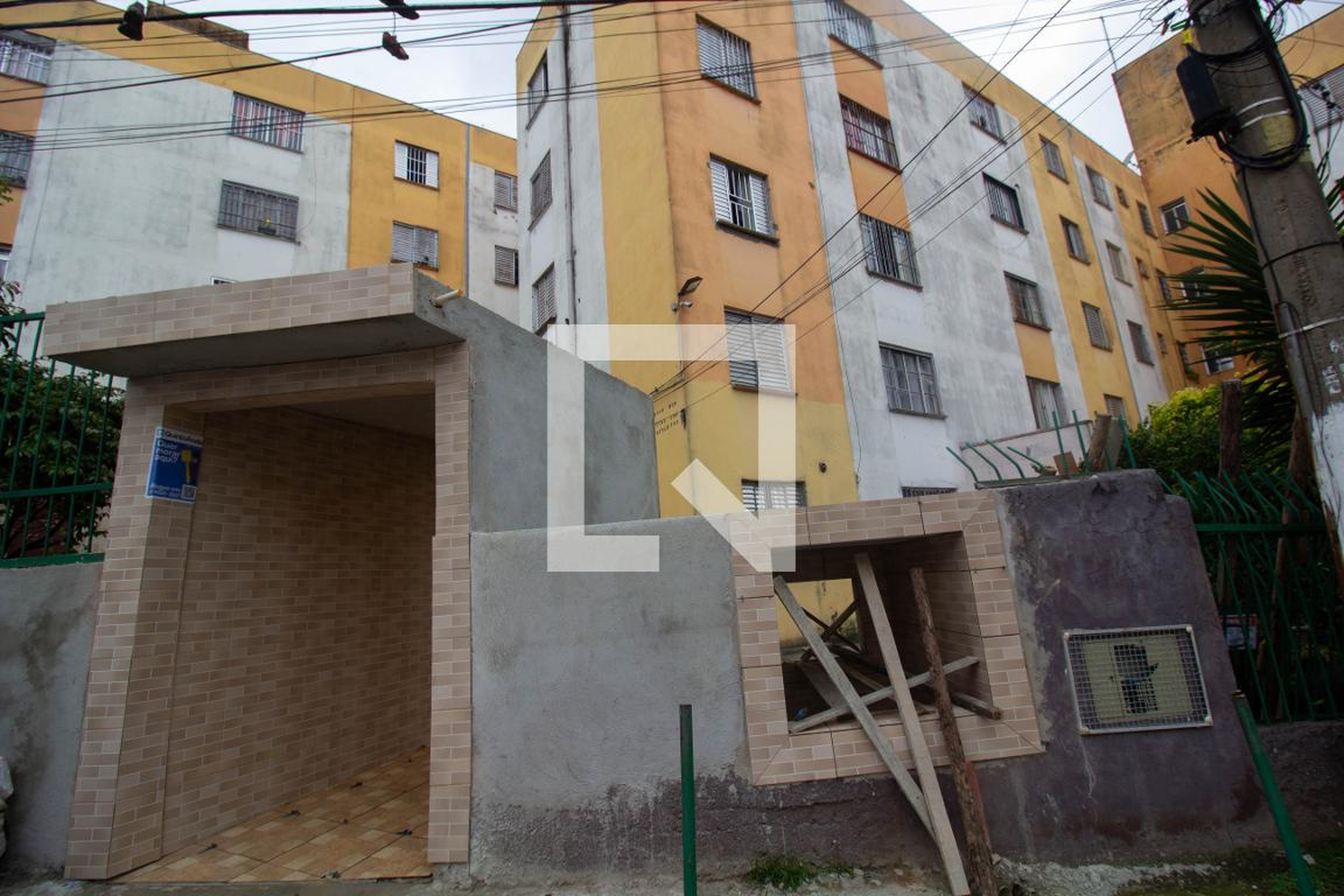 Fachada Condomínio Conjunto Habitacional Garagem