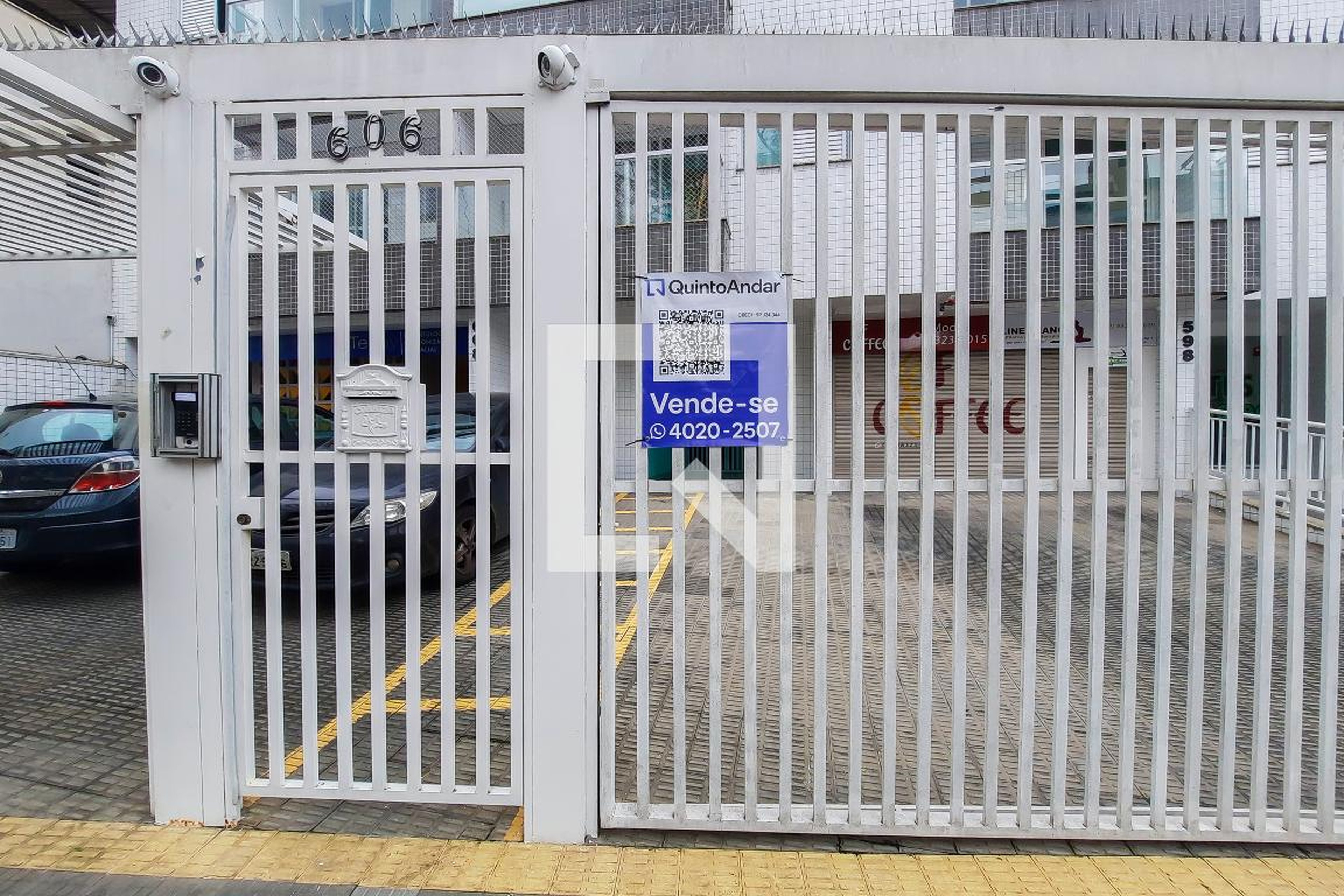 Fachada do Condomínio Condomínio em Rua José Bonifacio, 606