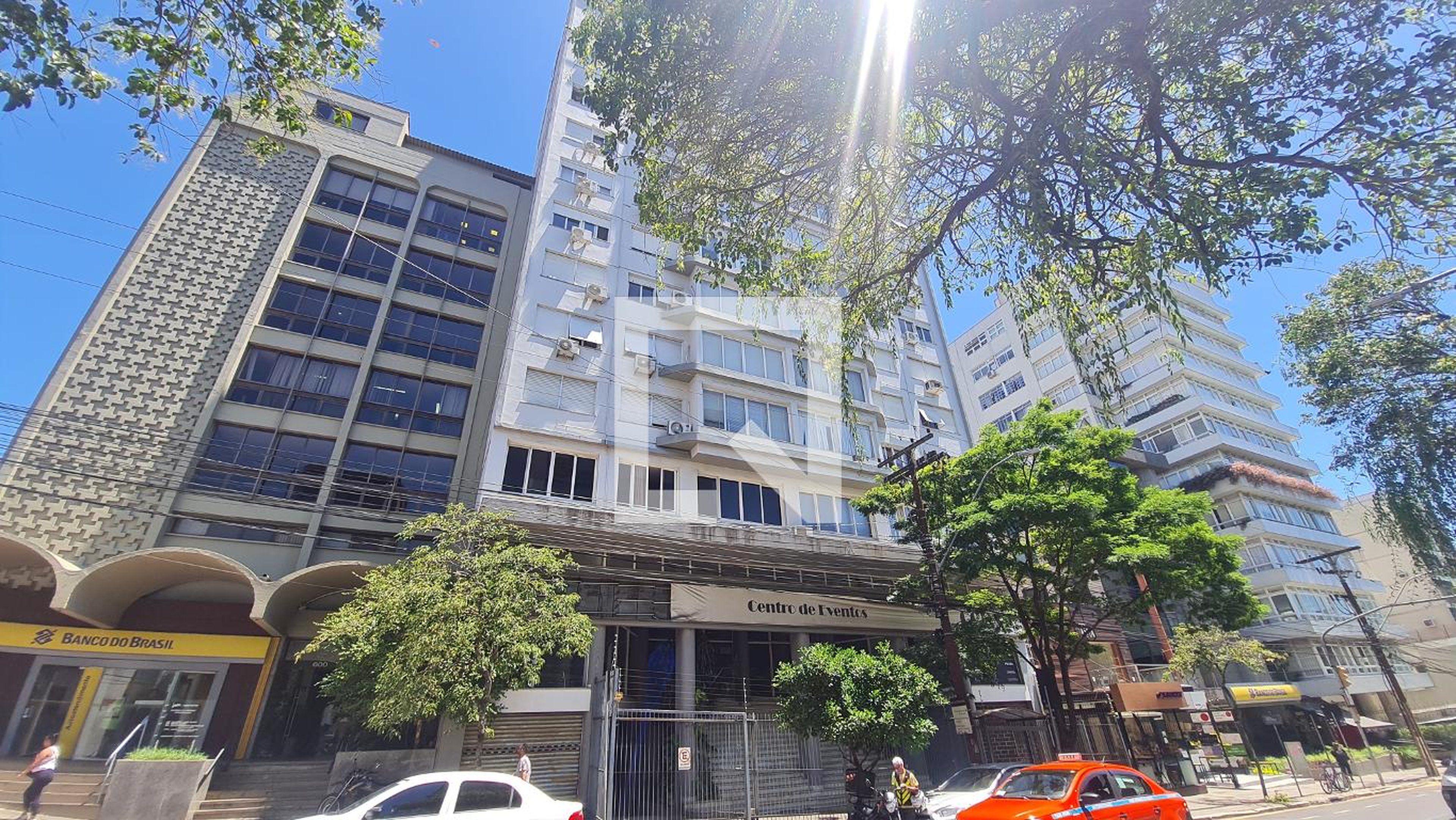 Fachada do Condomínio Edifício Moinhos de Vento