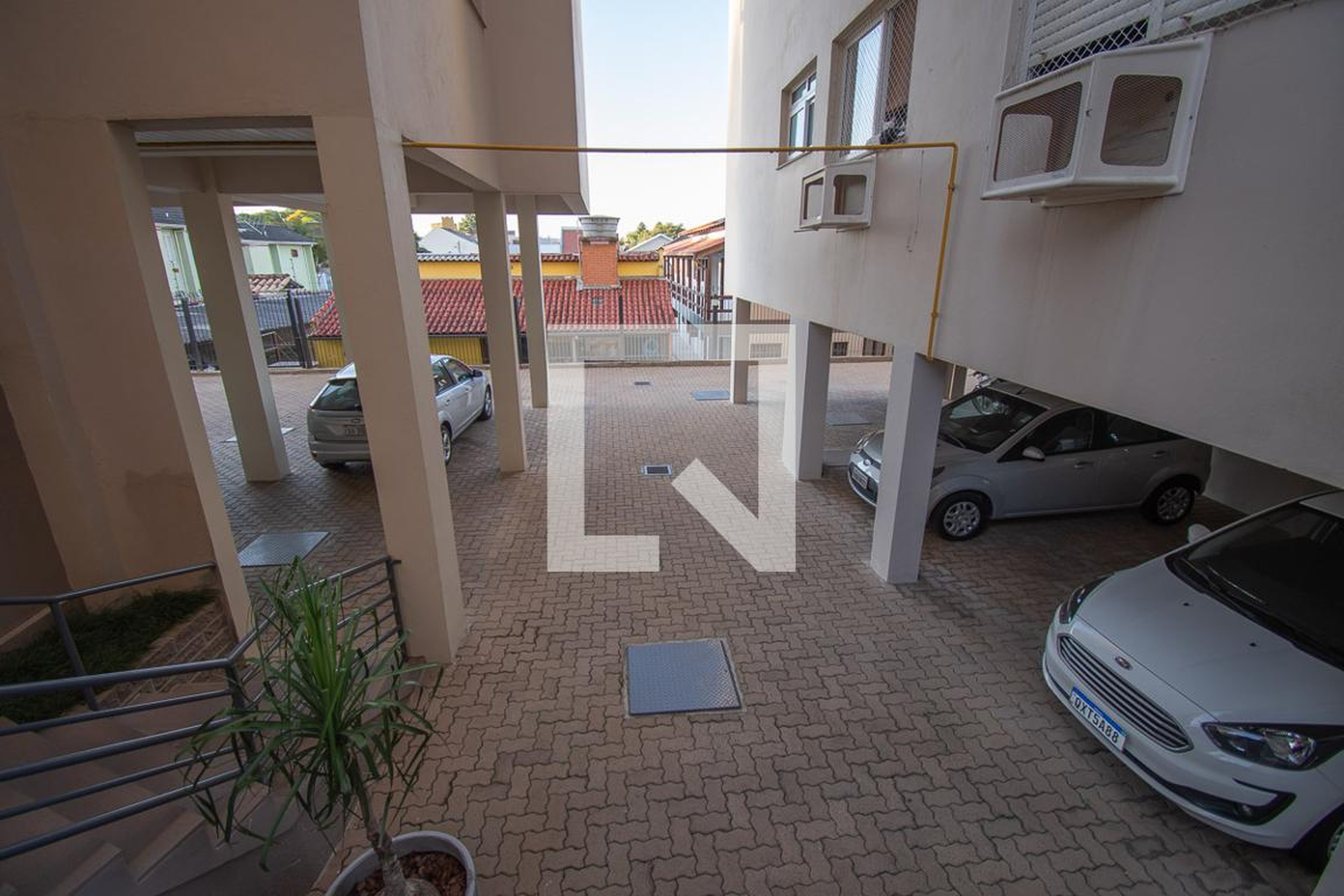 estacionamento - Amstad