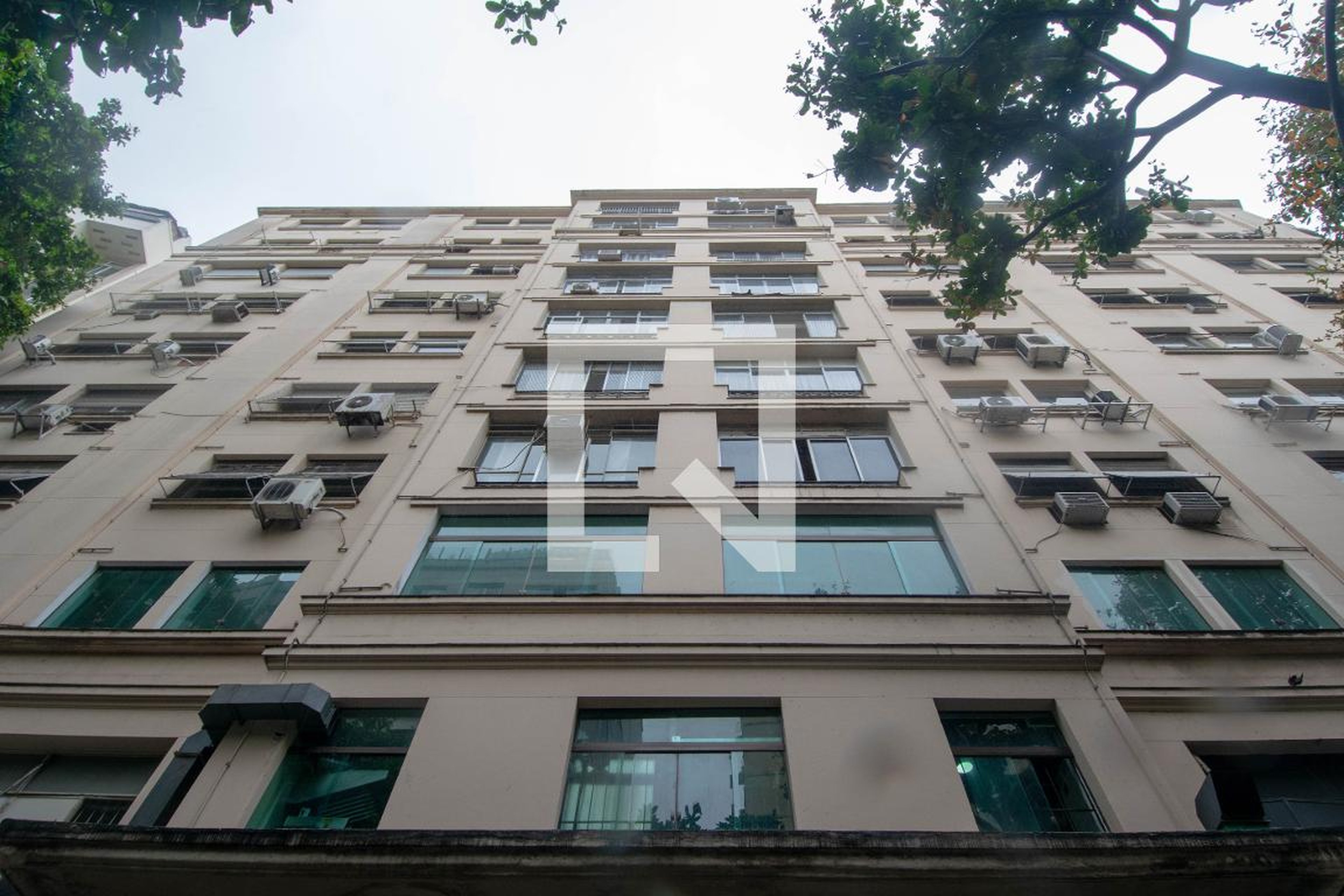 Fachada Condomínio em Rua Raimundo Corrêa, 10