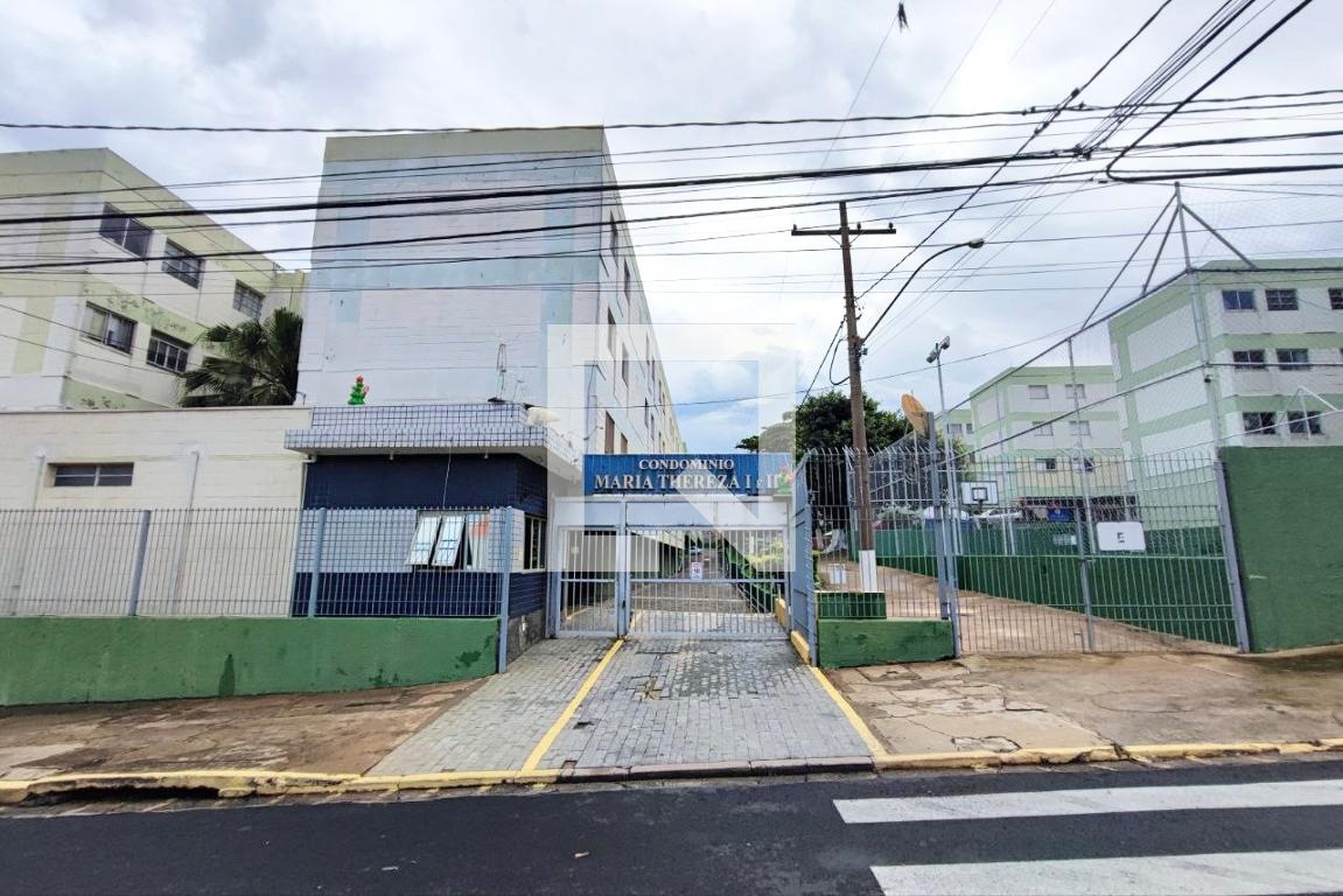 Fachada do condomínio Condomínio Santa Tereza 2