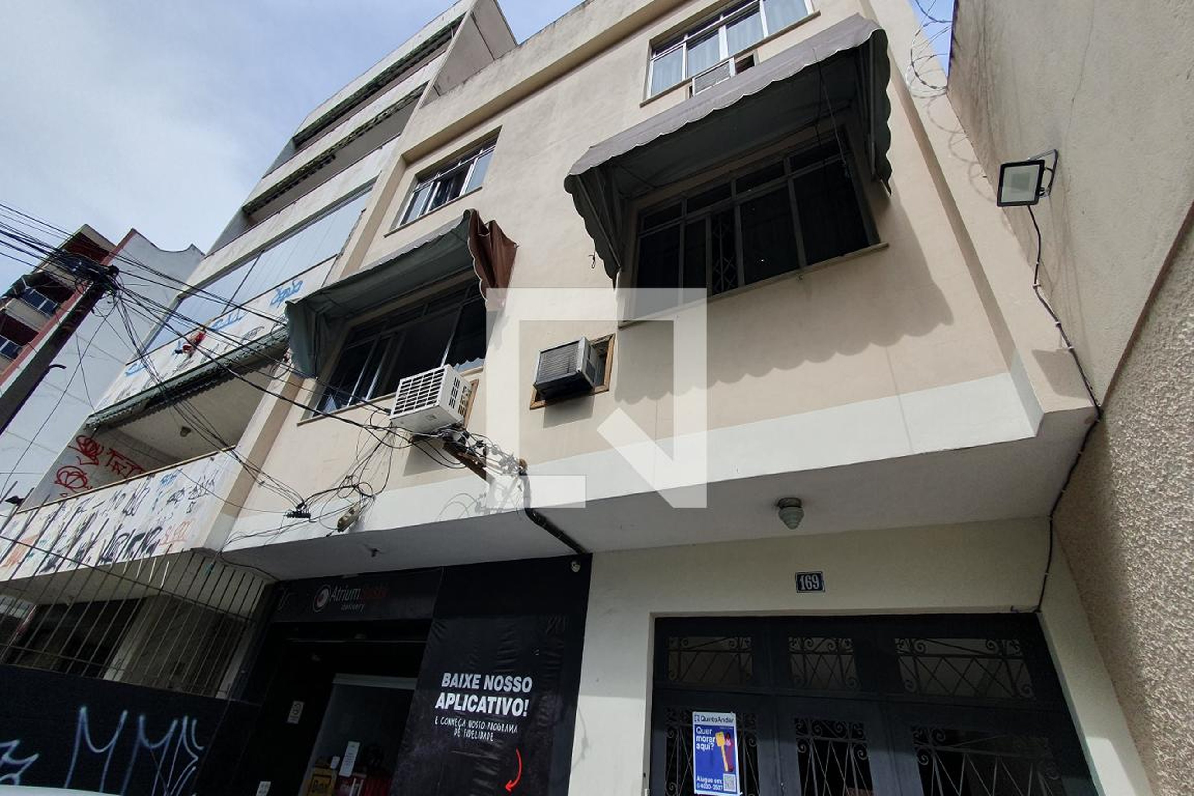 Fachada Condomínio em Rua Felipe Camarão, 169