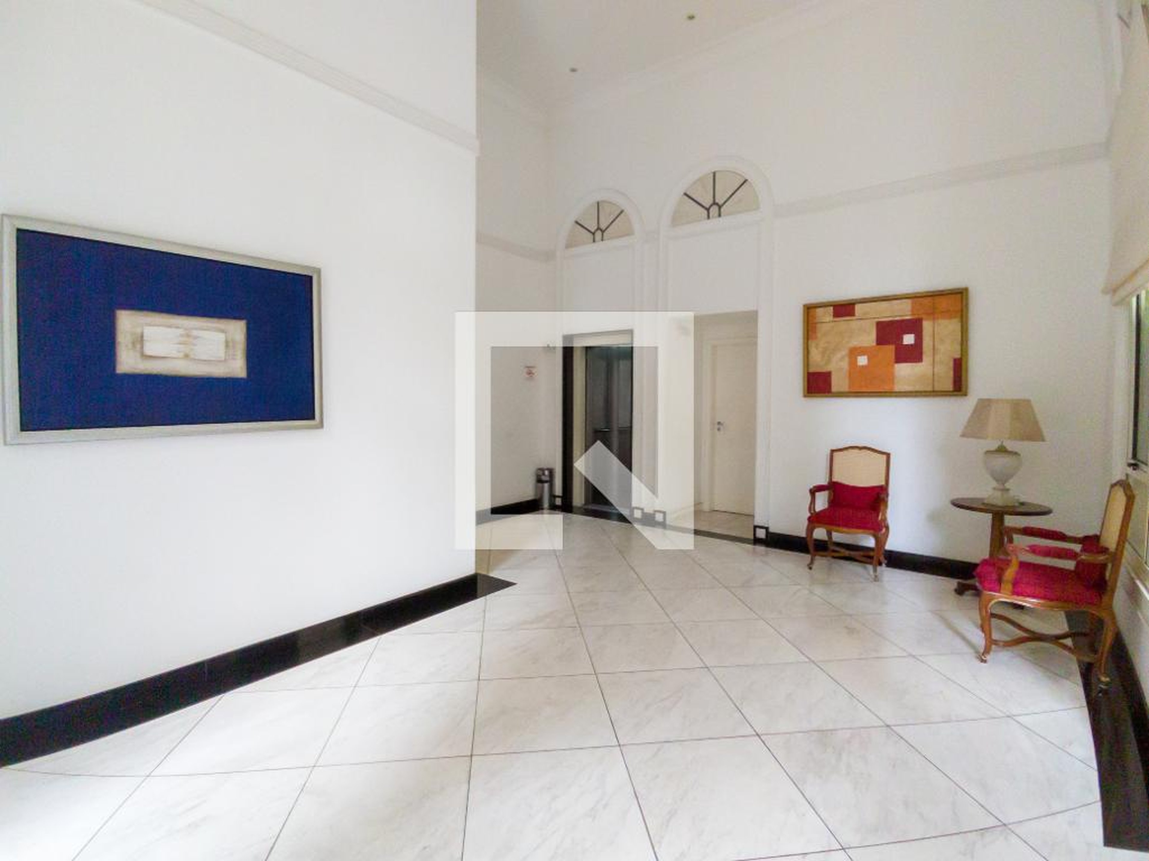 Hall social - Toulouse Neoclássico