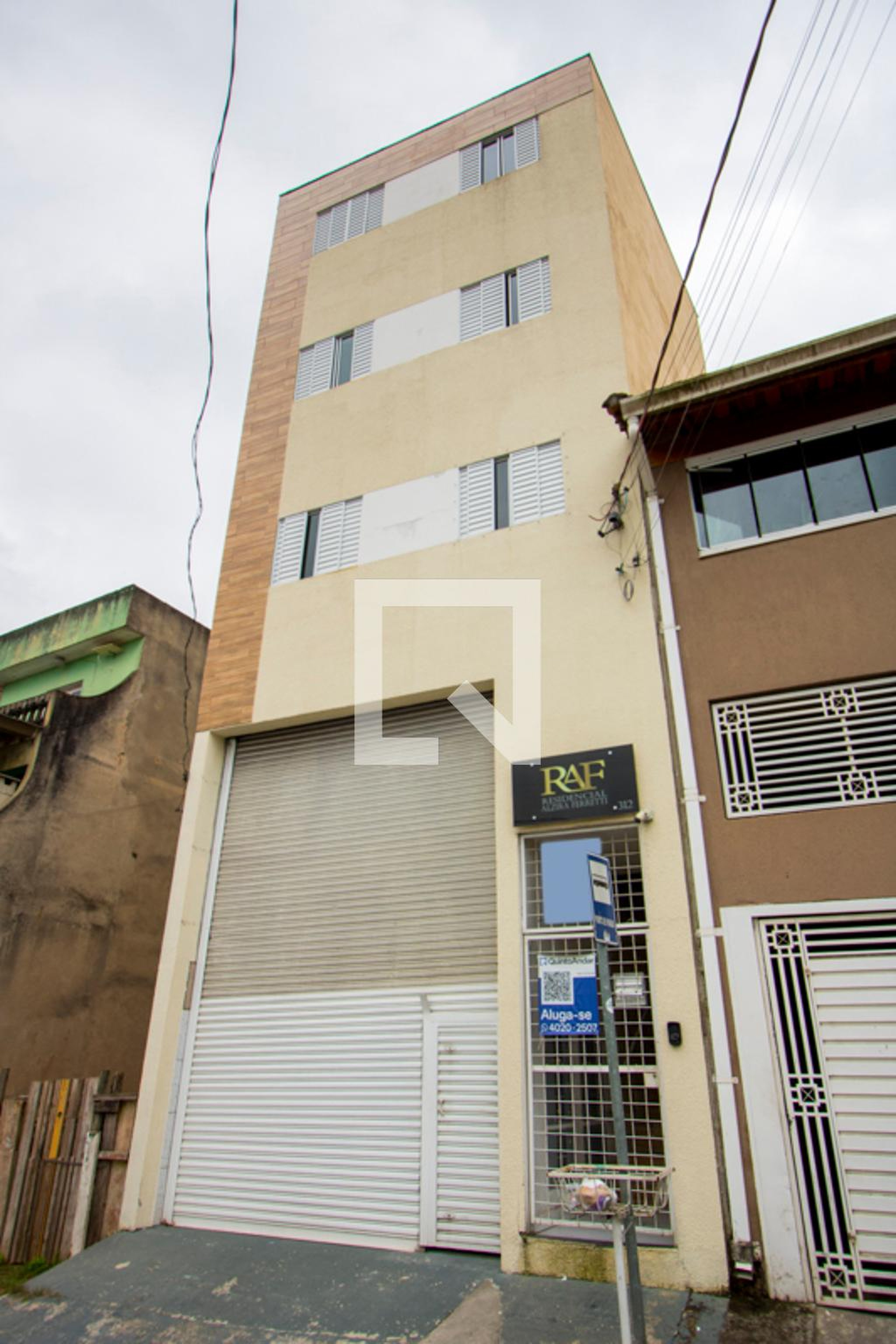 Fachada Condomínio em Rua Hércules, 512