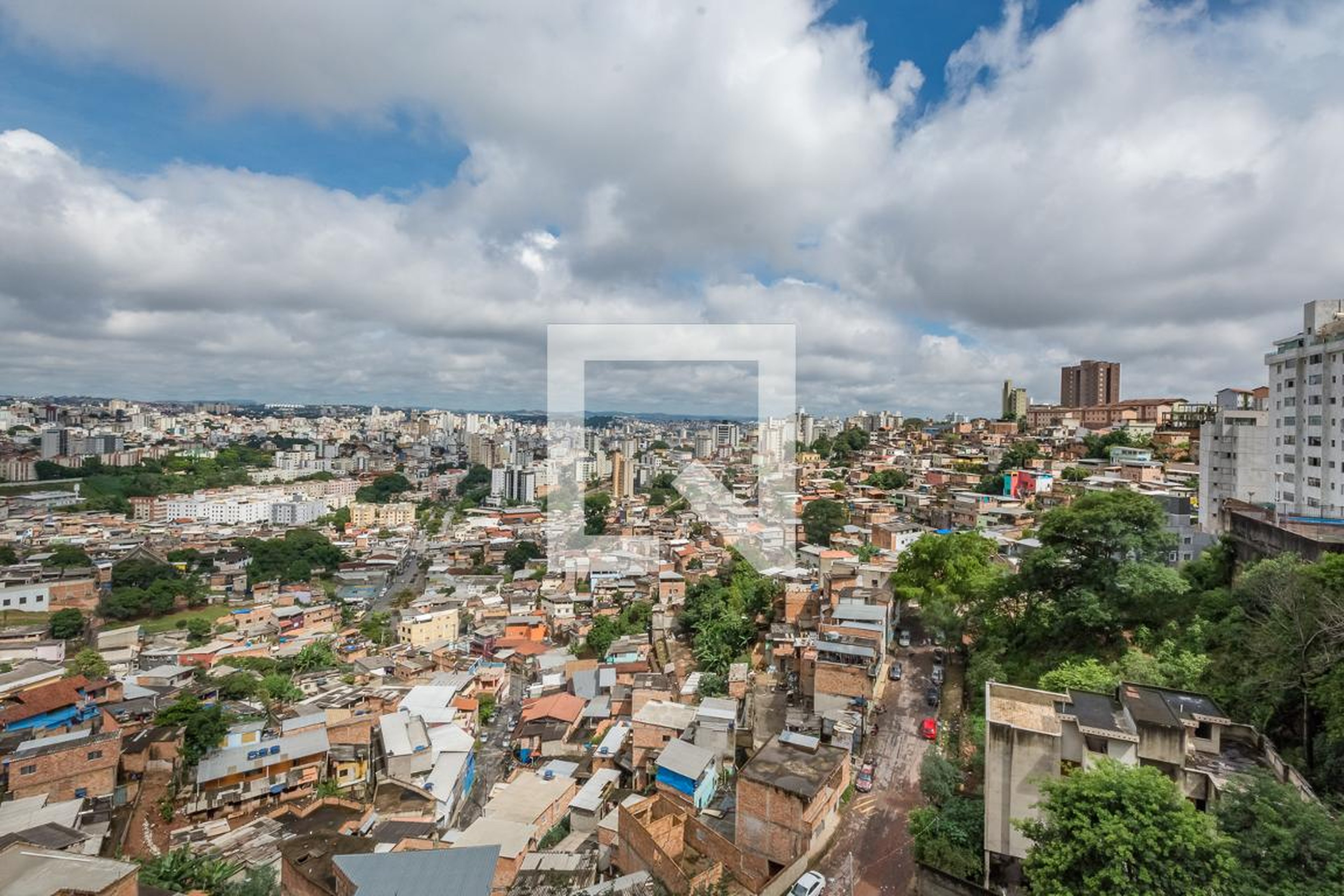 Piscina - Edifício Montes Alegannys