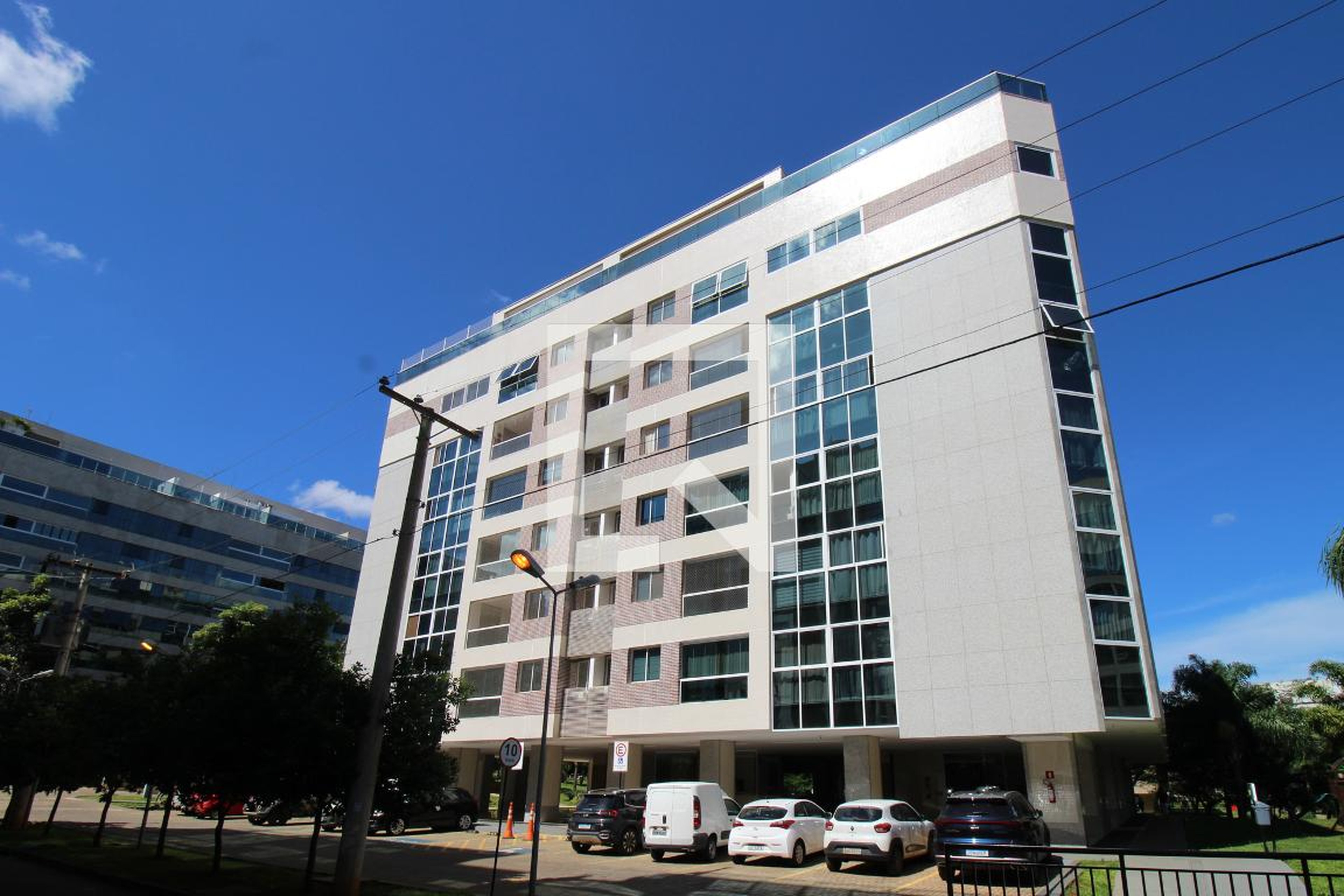 Fachada Condomínio em Sqnw 109 D, 210