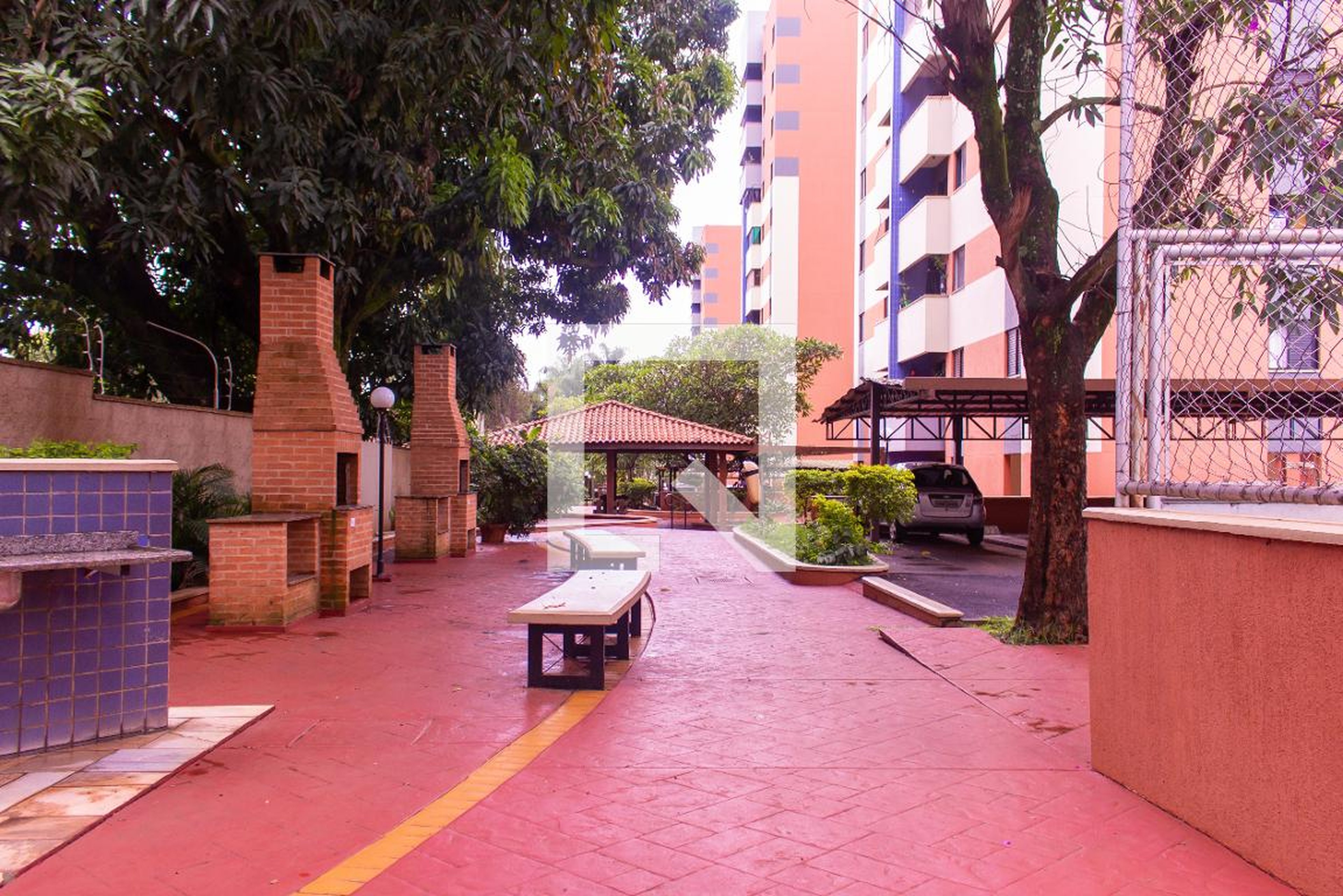 Area Comum - Monte Carlo