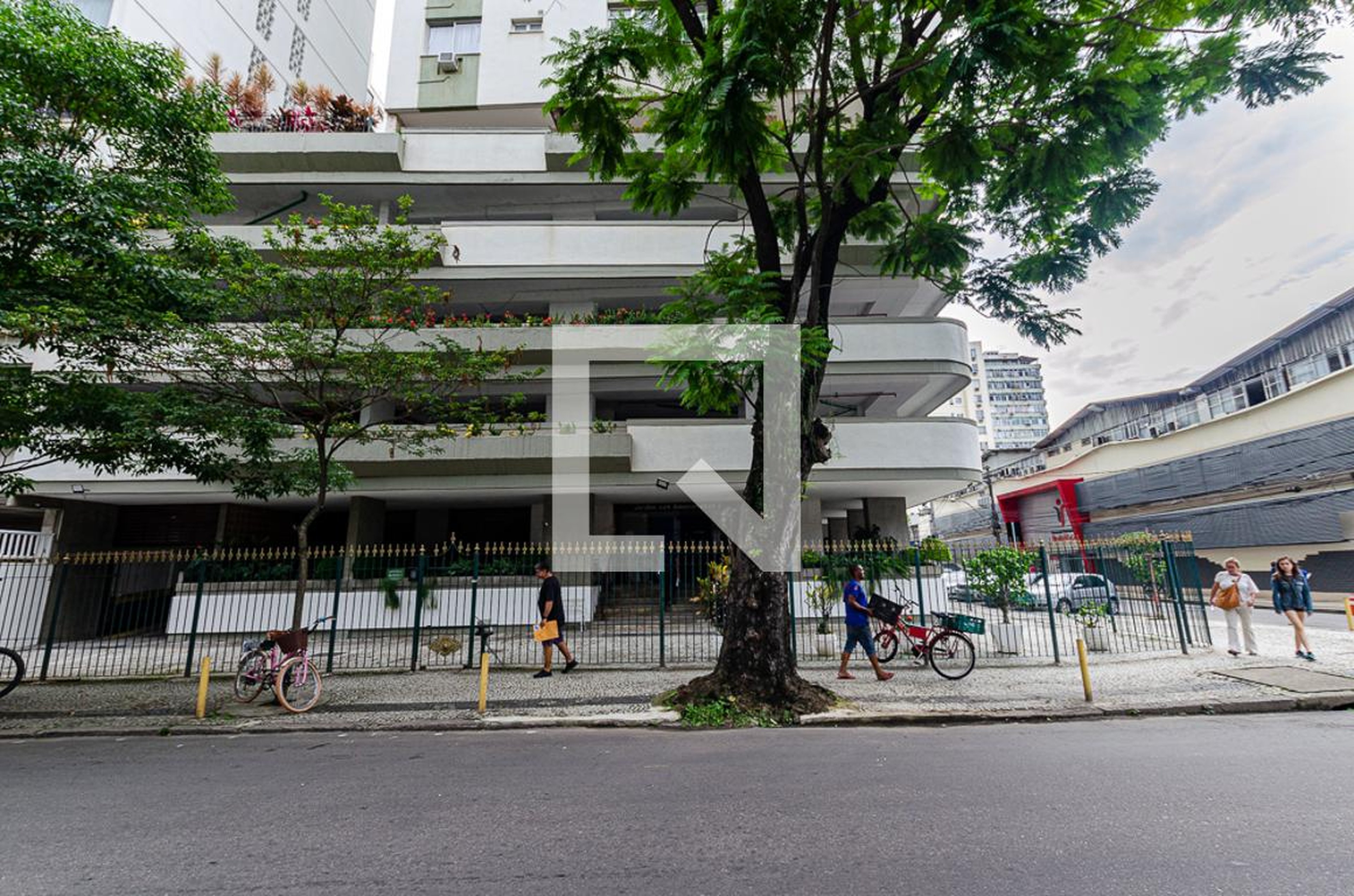 Entrada - Jardim das Amendoeiras I