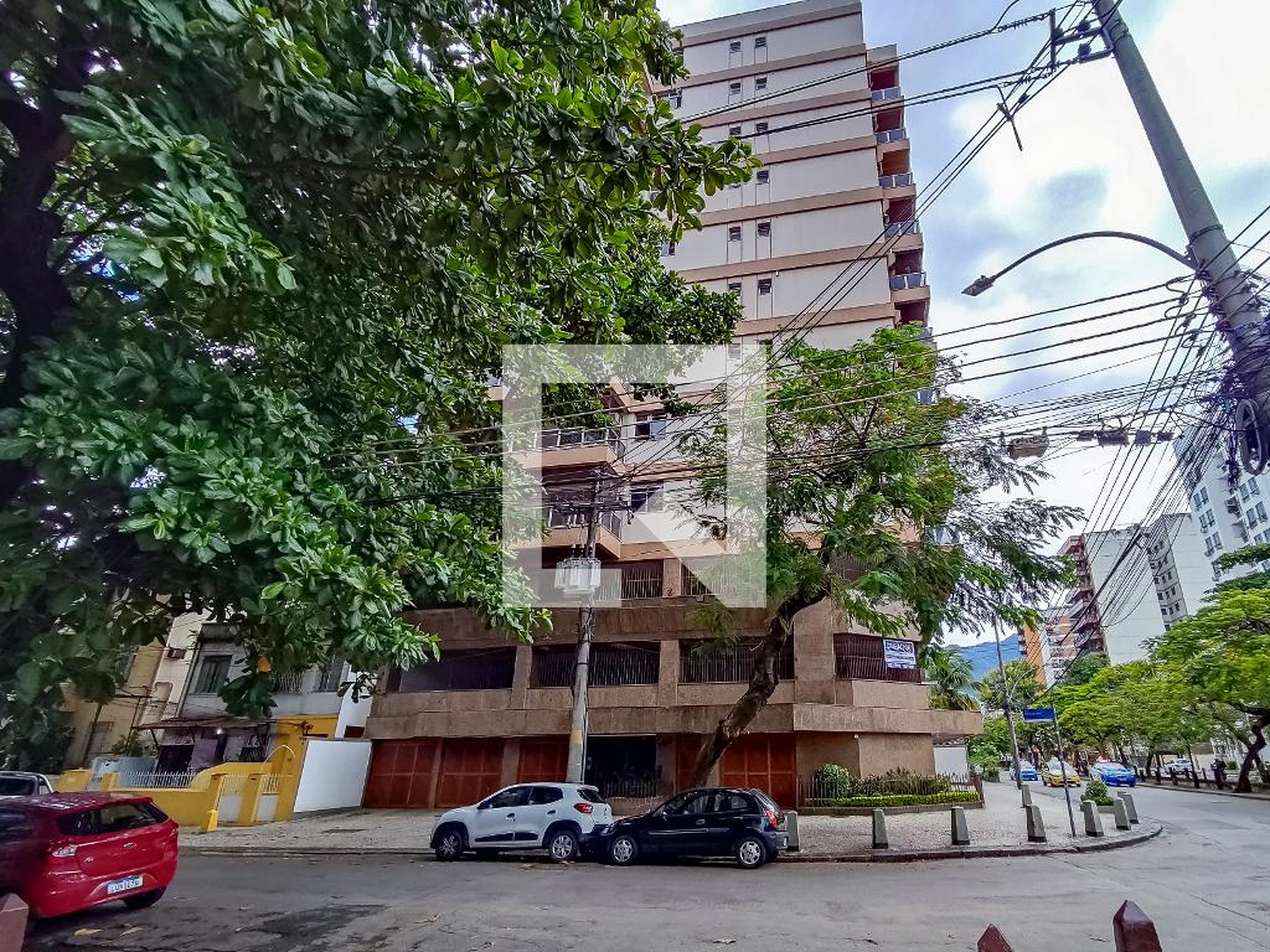 Fachada do Prédio Edifício Adriana