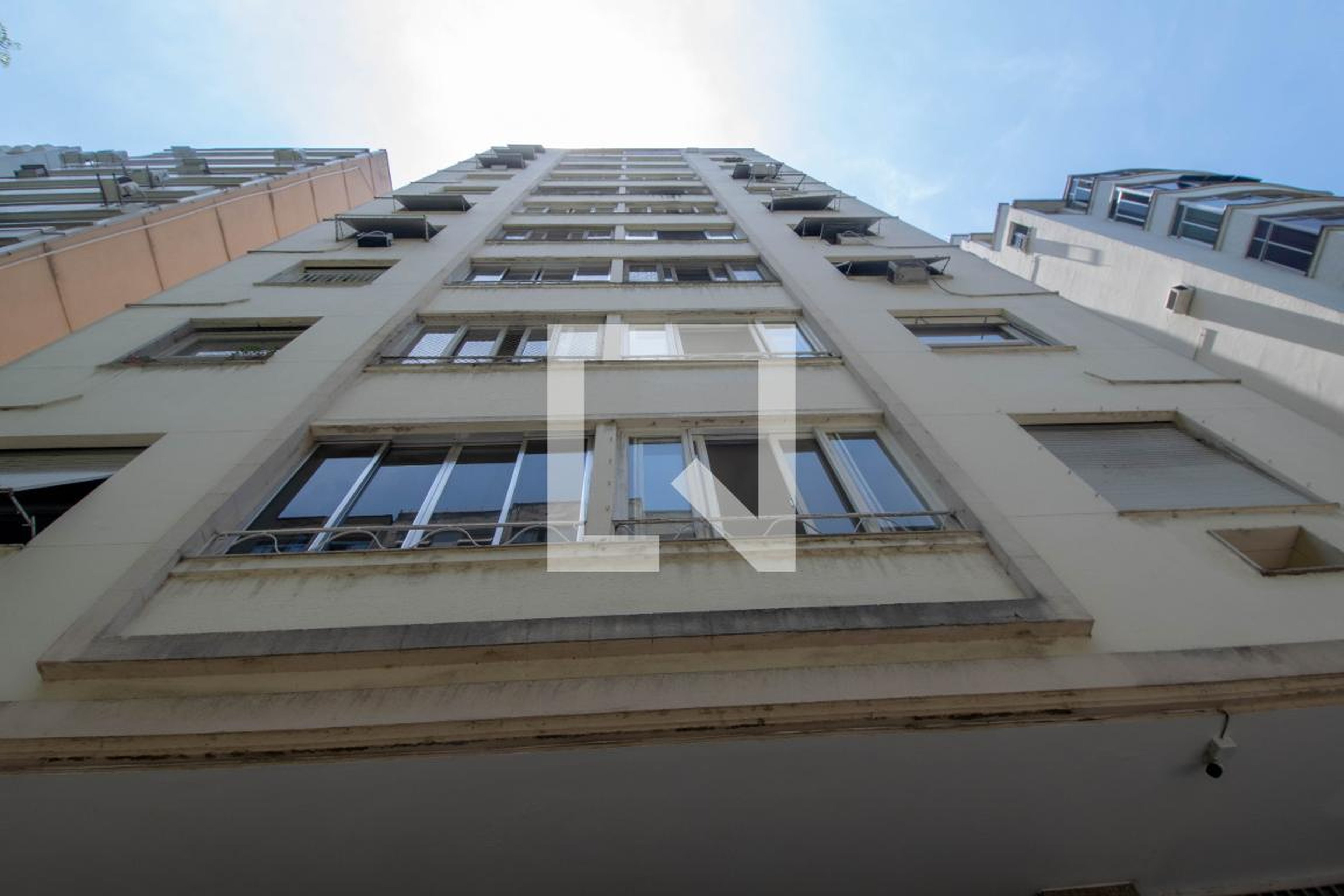 Fachada Condomínio Pampeiro