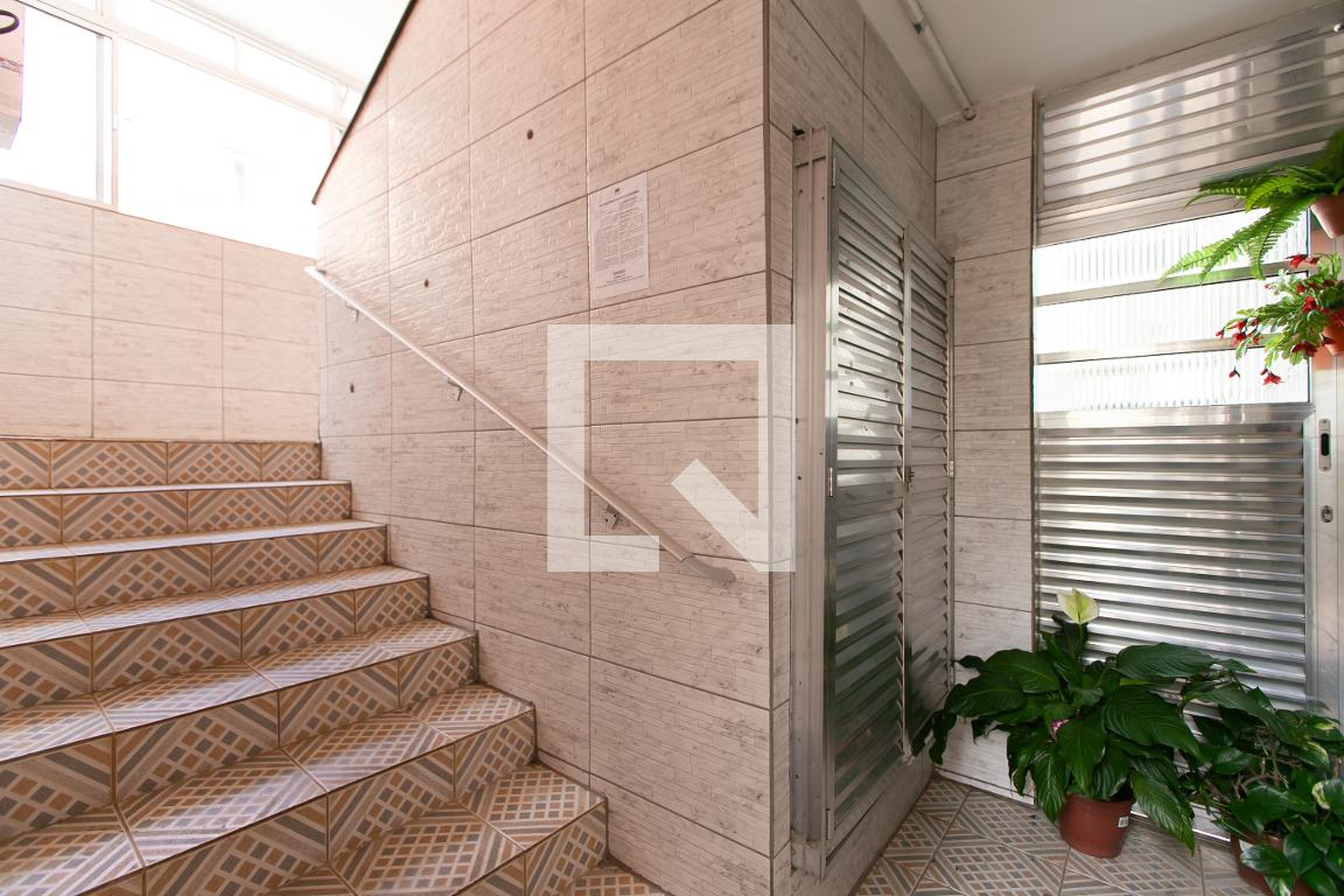 Hall de Entrada - Pessegueiro III