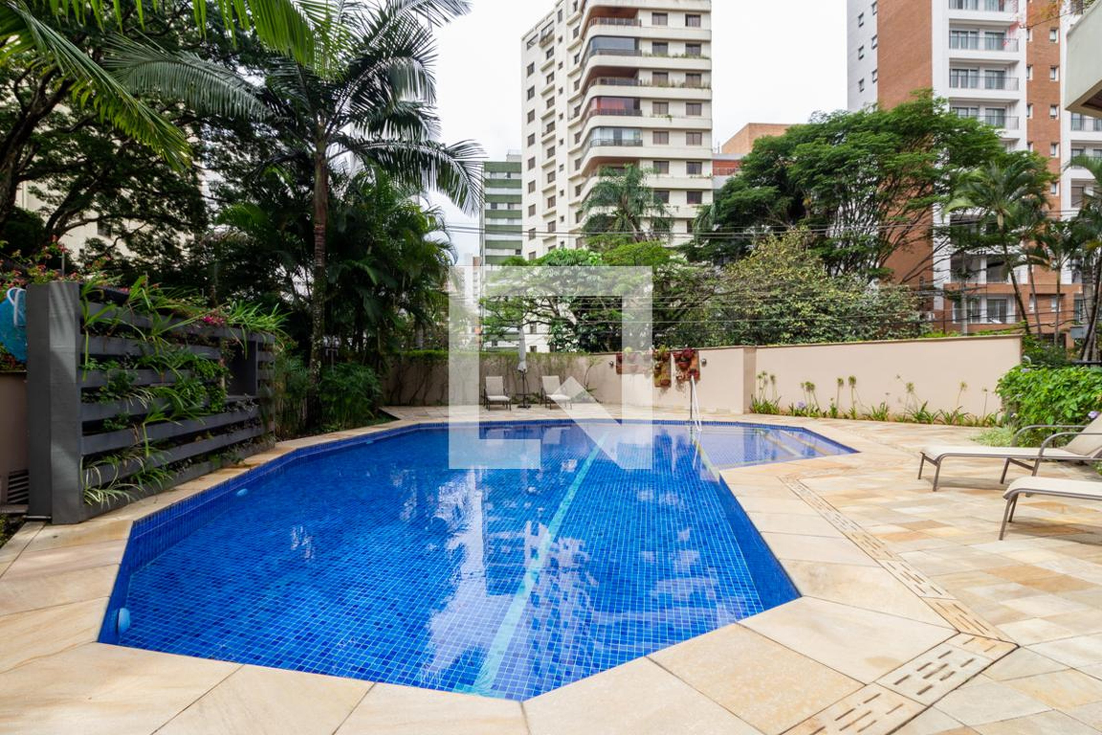 Piscina - Palácio Bourbom