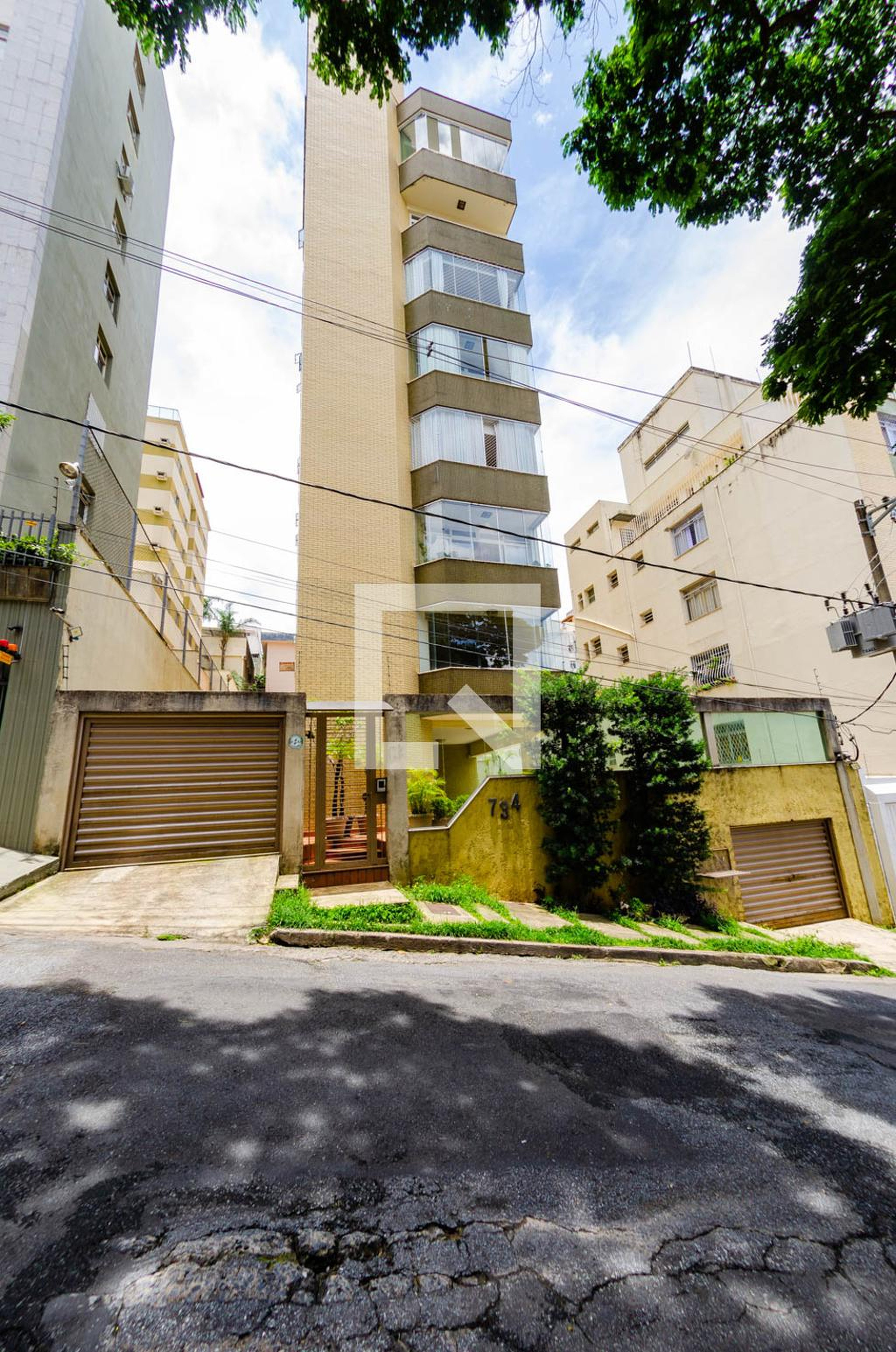 Fachada Condomínio em Rua Donato da Fonseca, 734