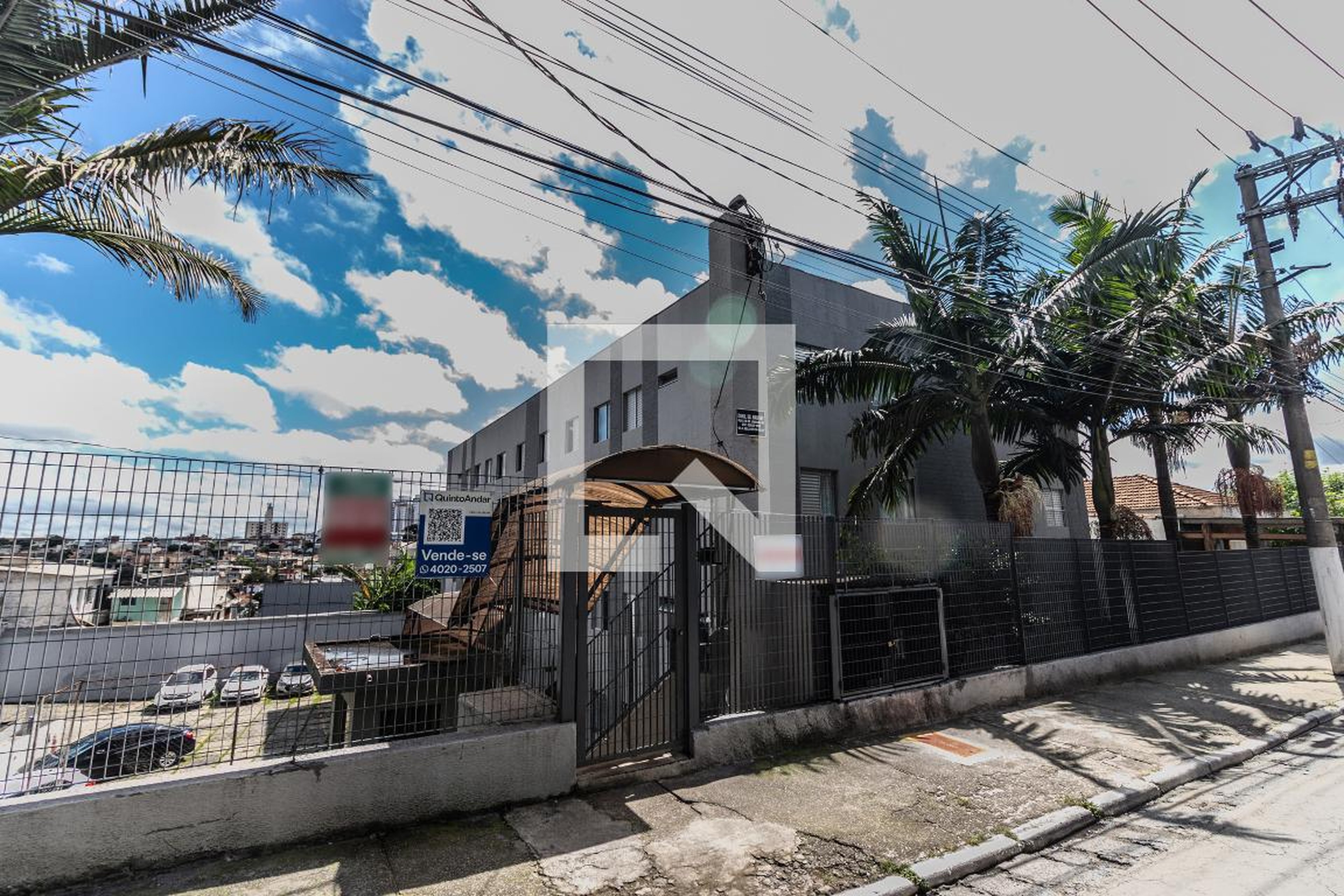 Fachada Condomínio em Rua Vinte E Oito de Janeiro, 12