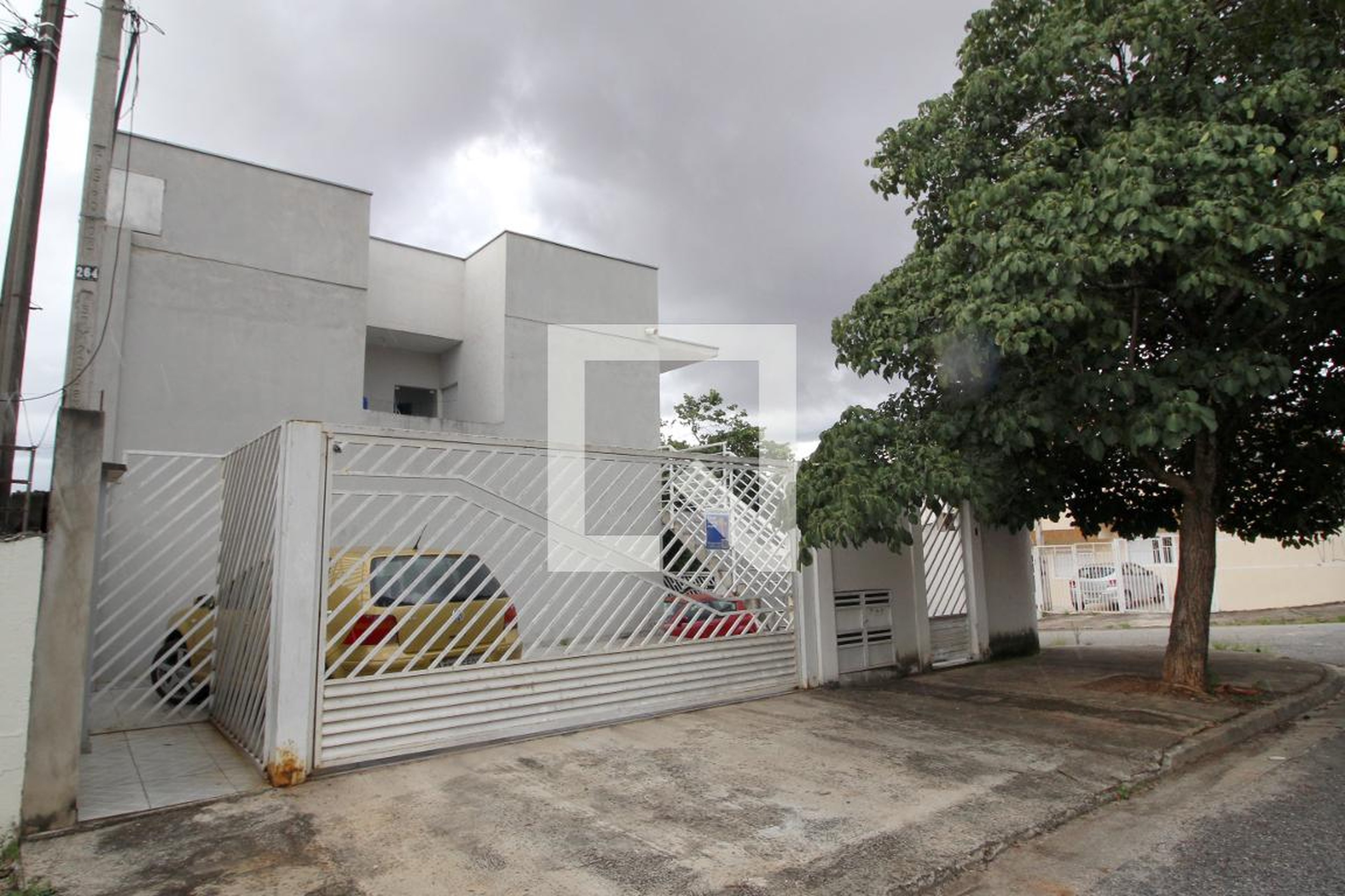 Fachada Condomínio em Alameda dos Antúrios, 264