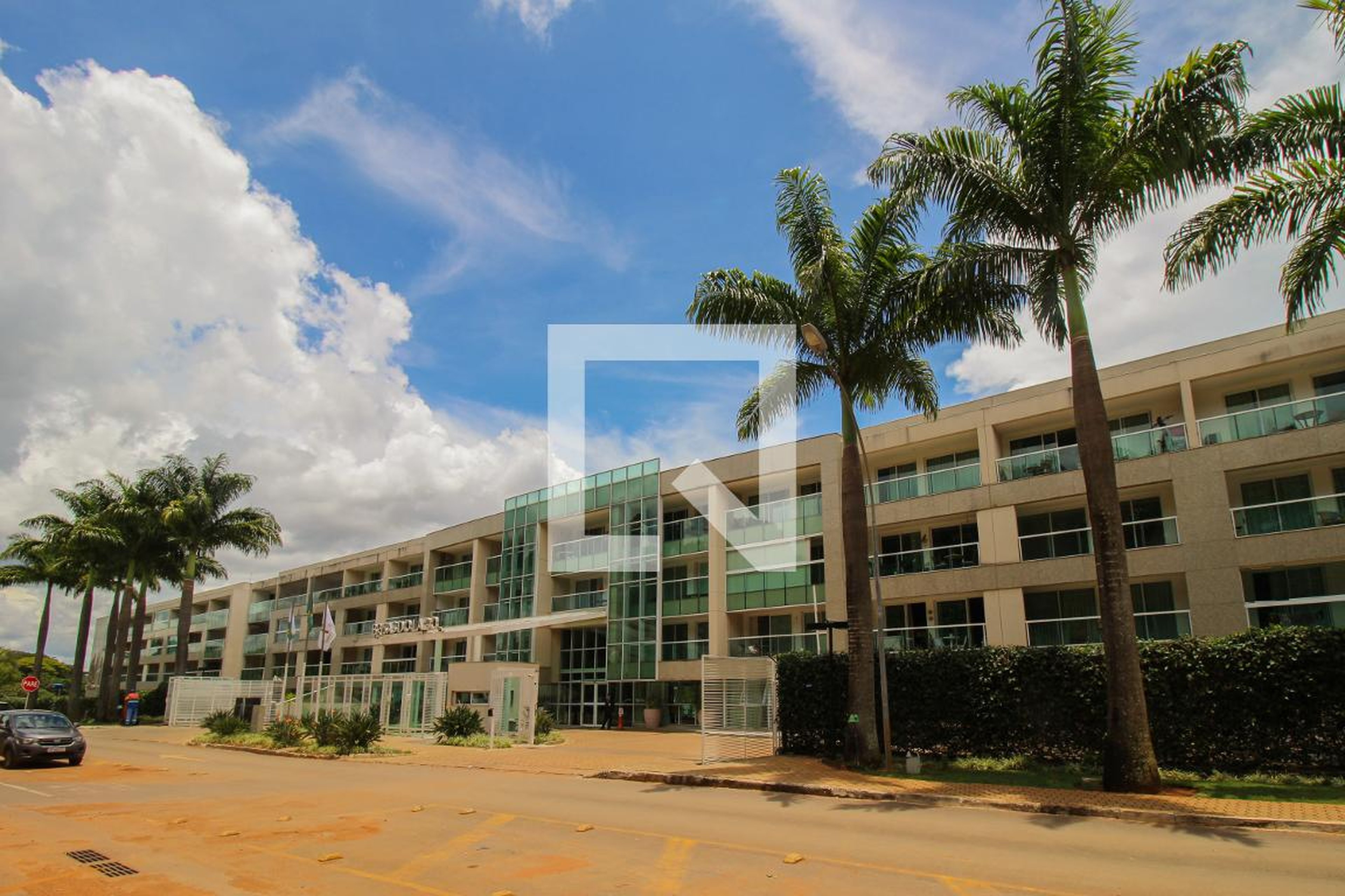 Fachada do Prédio Condomínio em Sces Trecho 4, 5