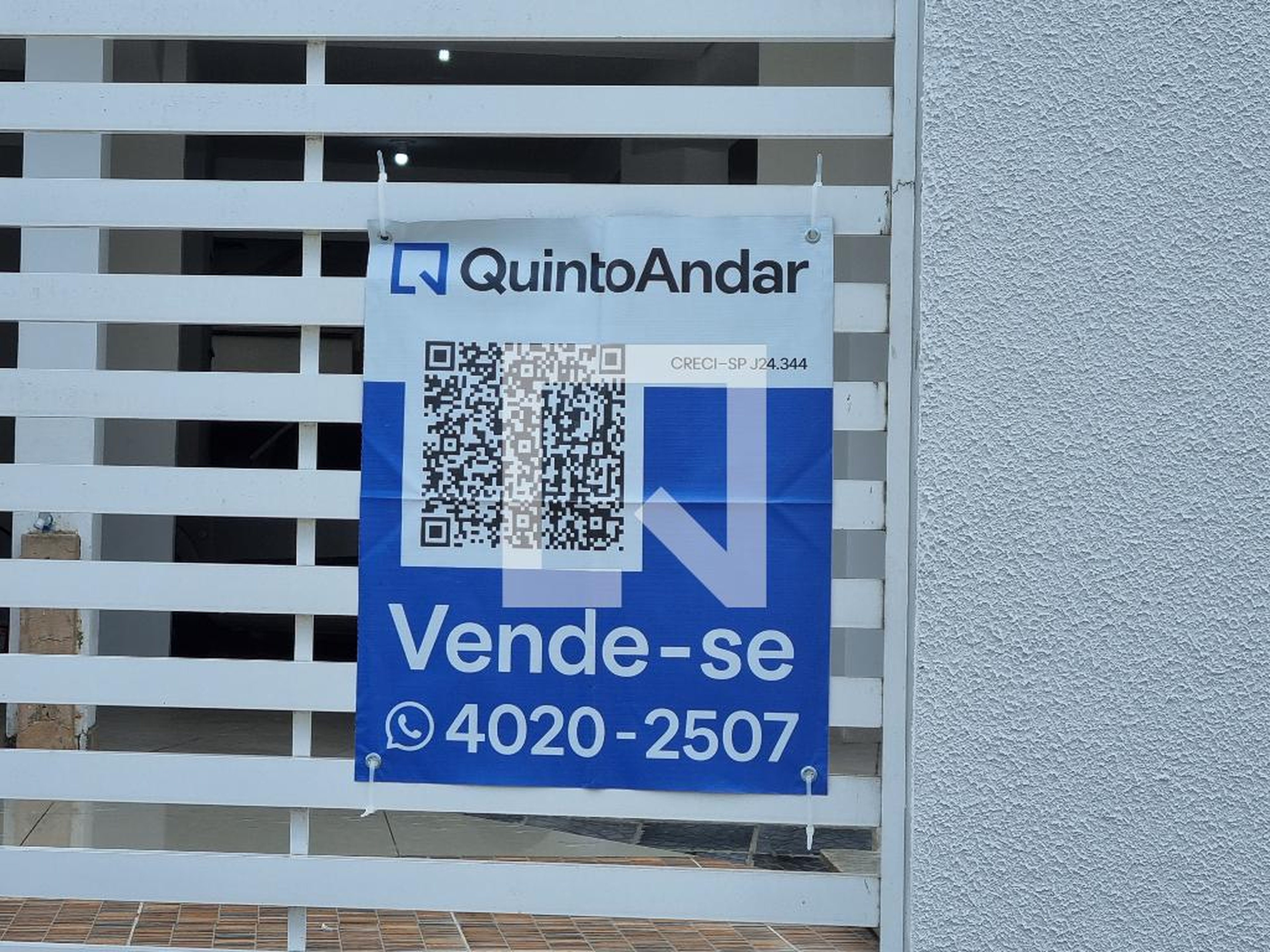 Fachada Condomínio em Rua Anhandu, 195