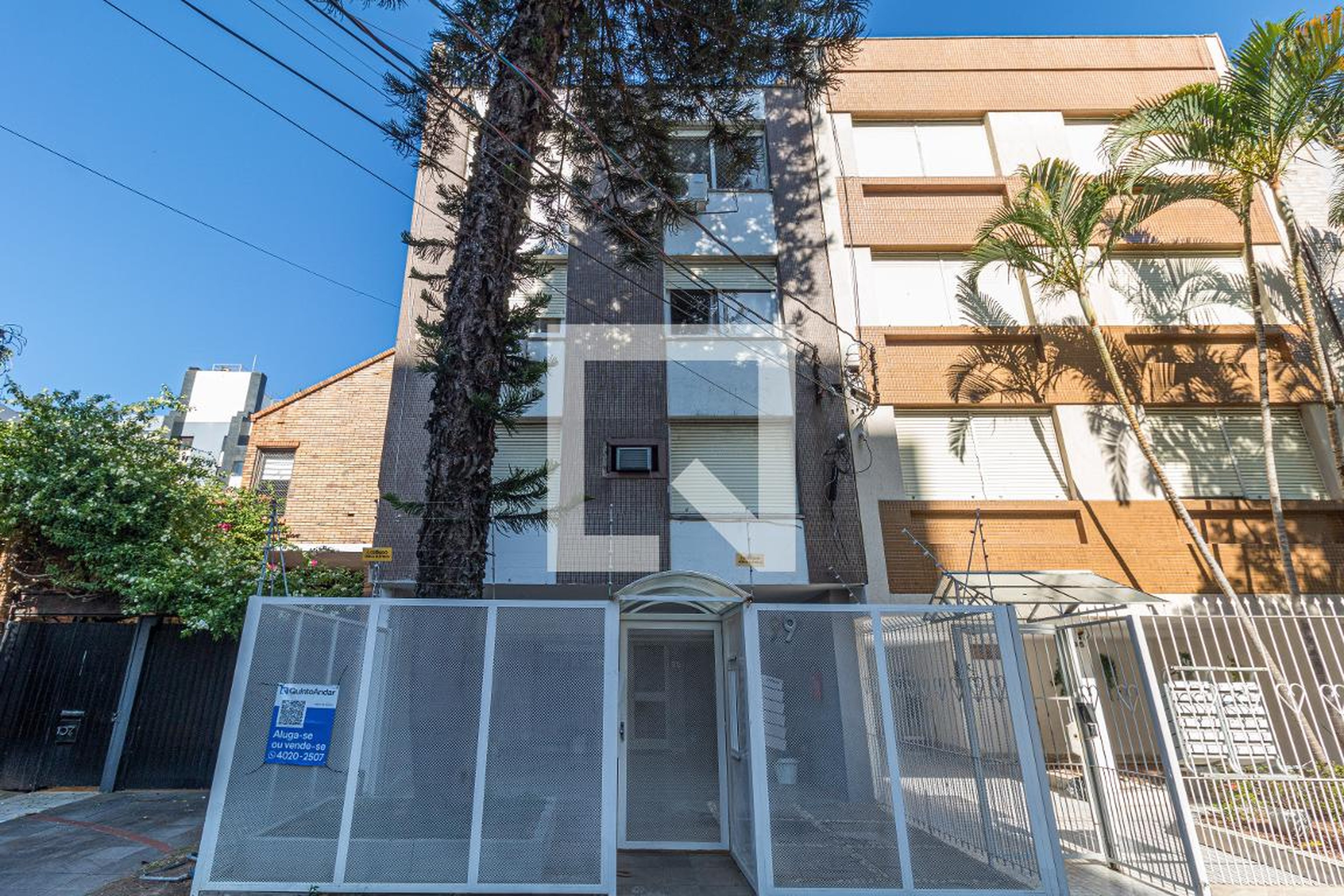 Fachada do Prédio Condomínio em Rua Múcio Teixeira, 99