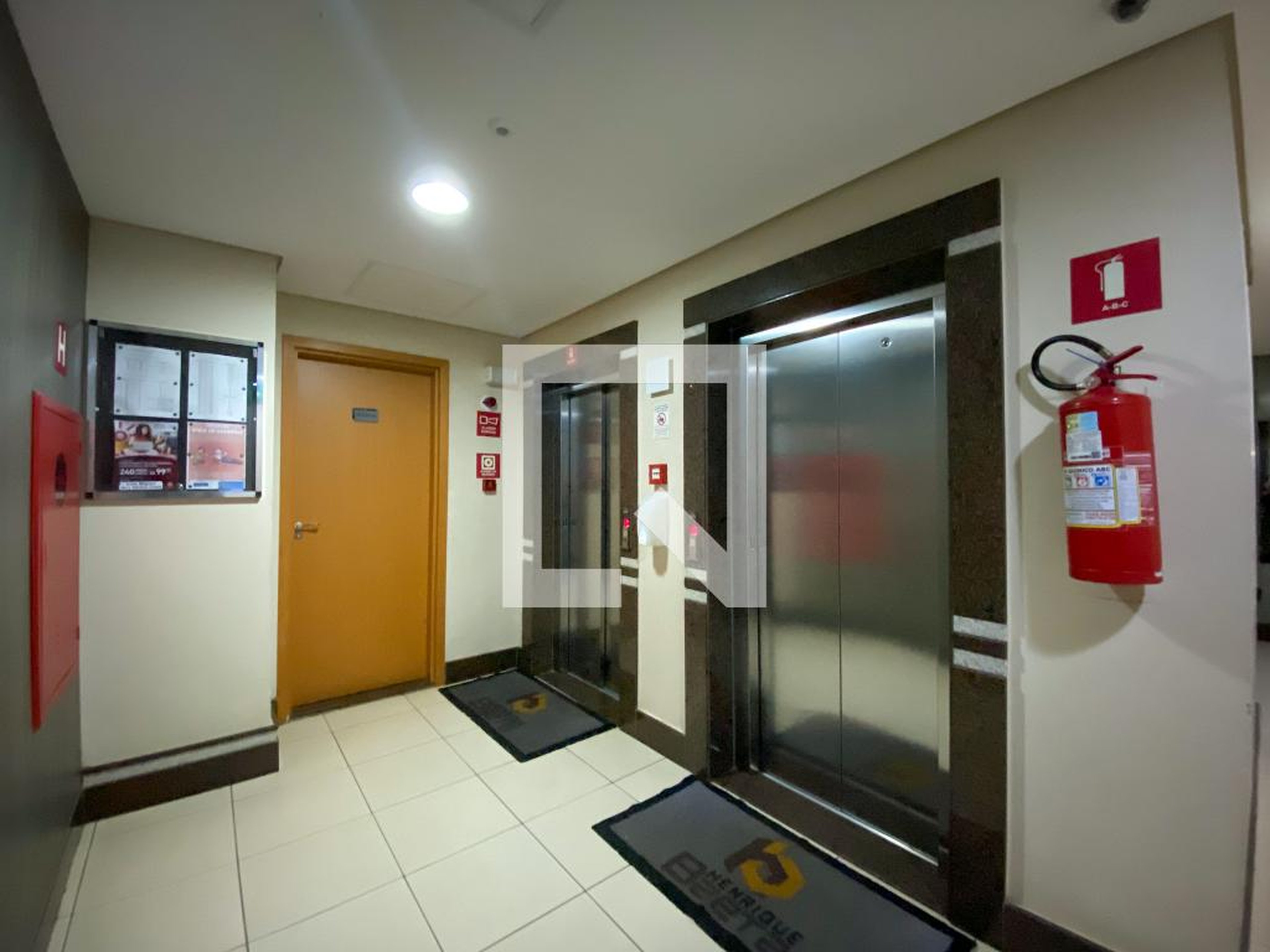 Elevador - Residencial Henrique Baeta