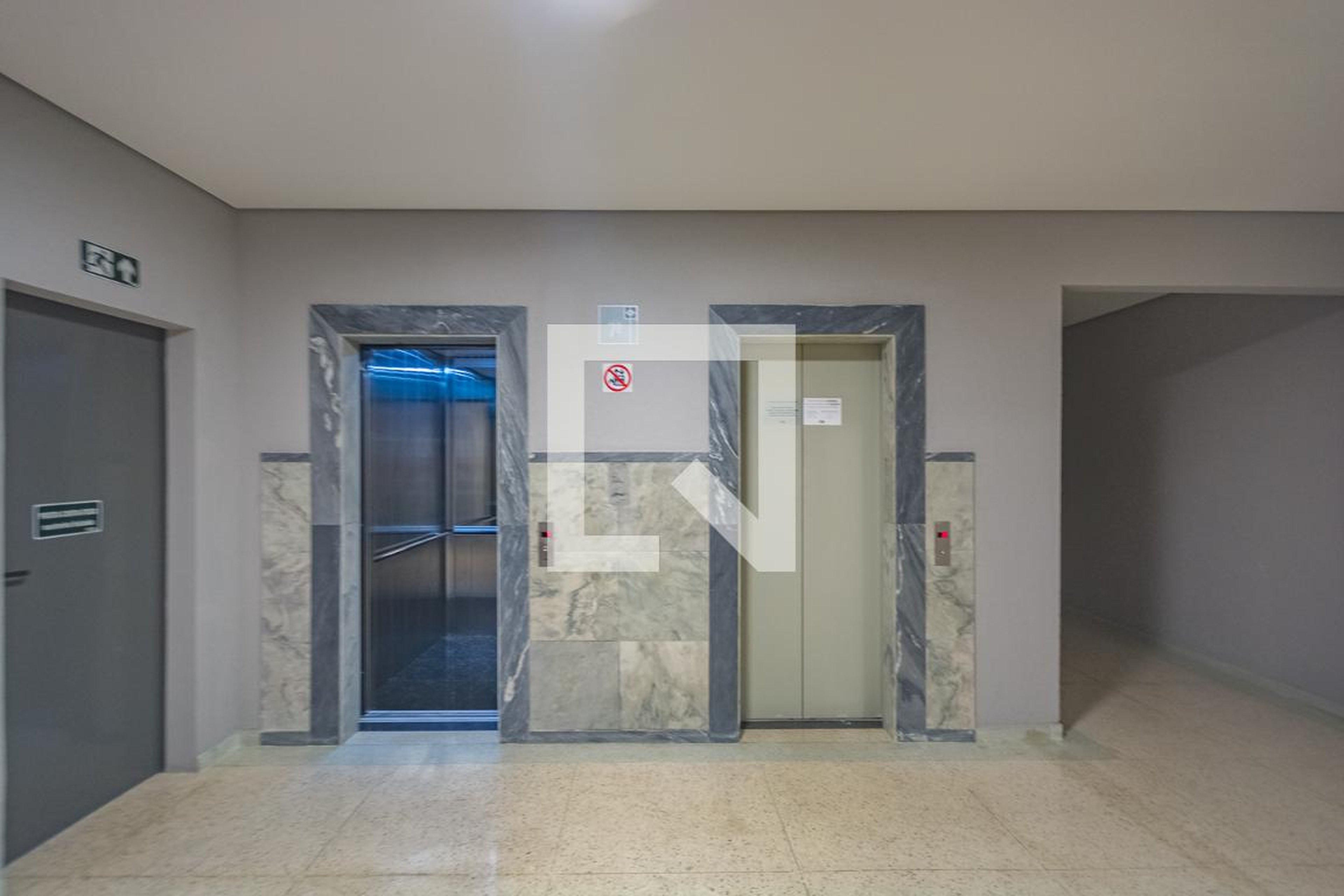 Hall - Edifício Pio XII