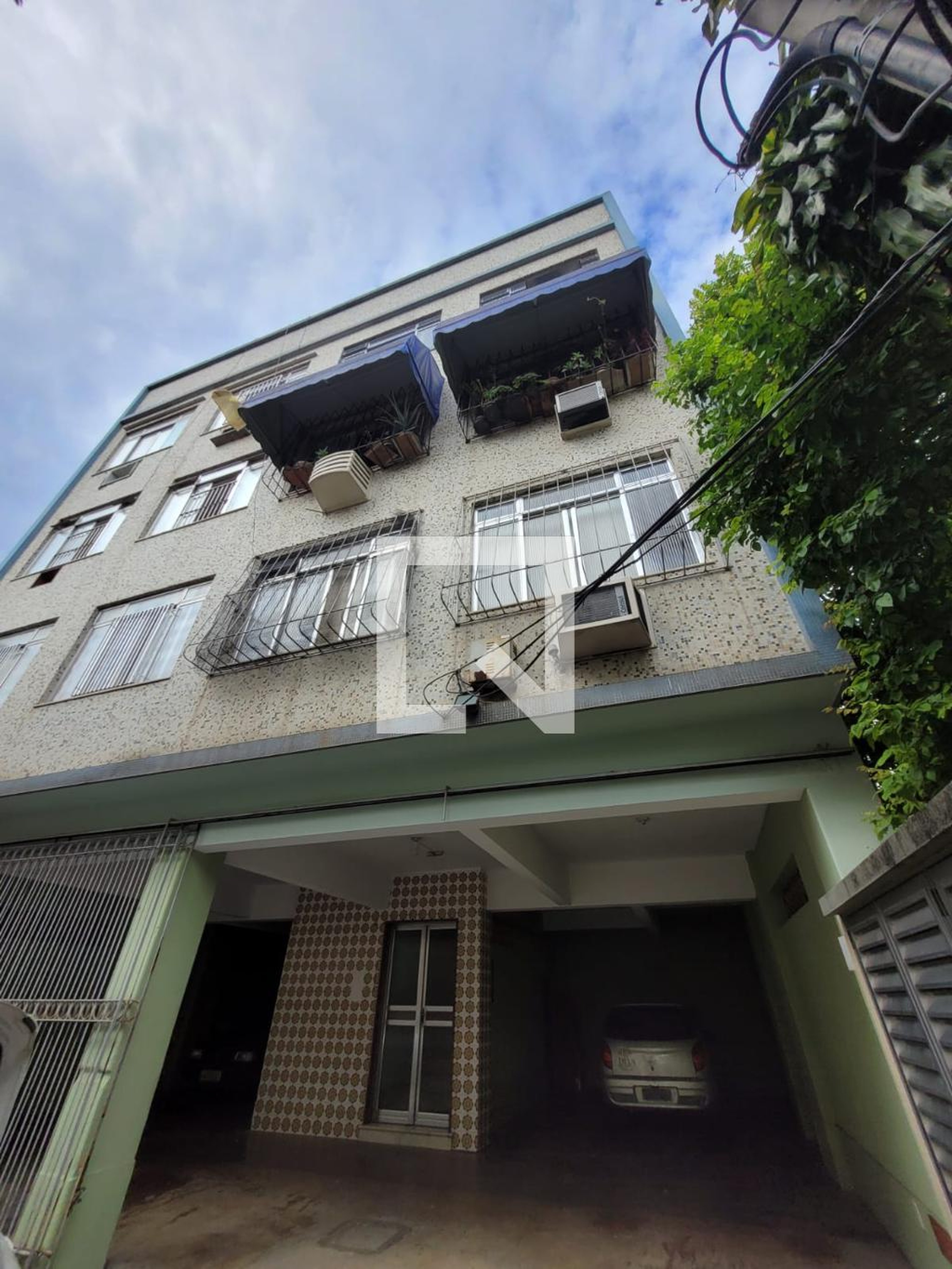 Fachada Condomínio em Rua Antônio Braune, 222