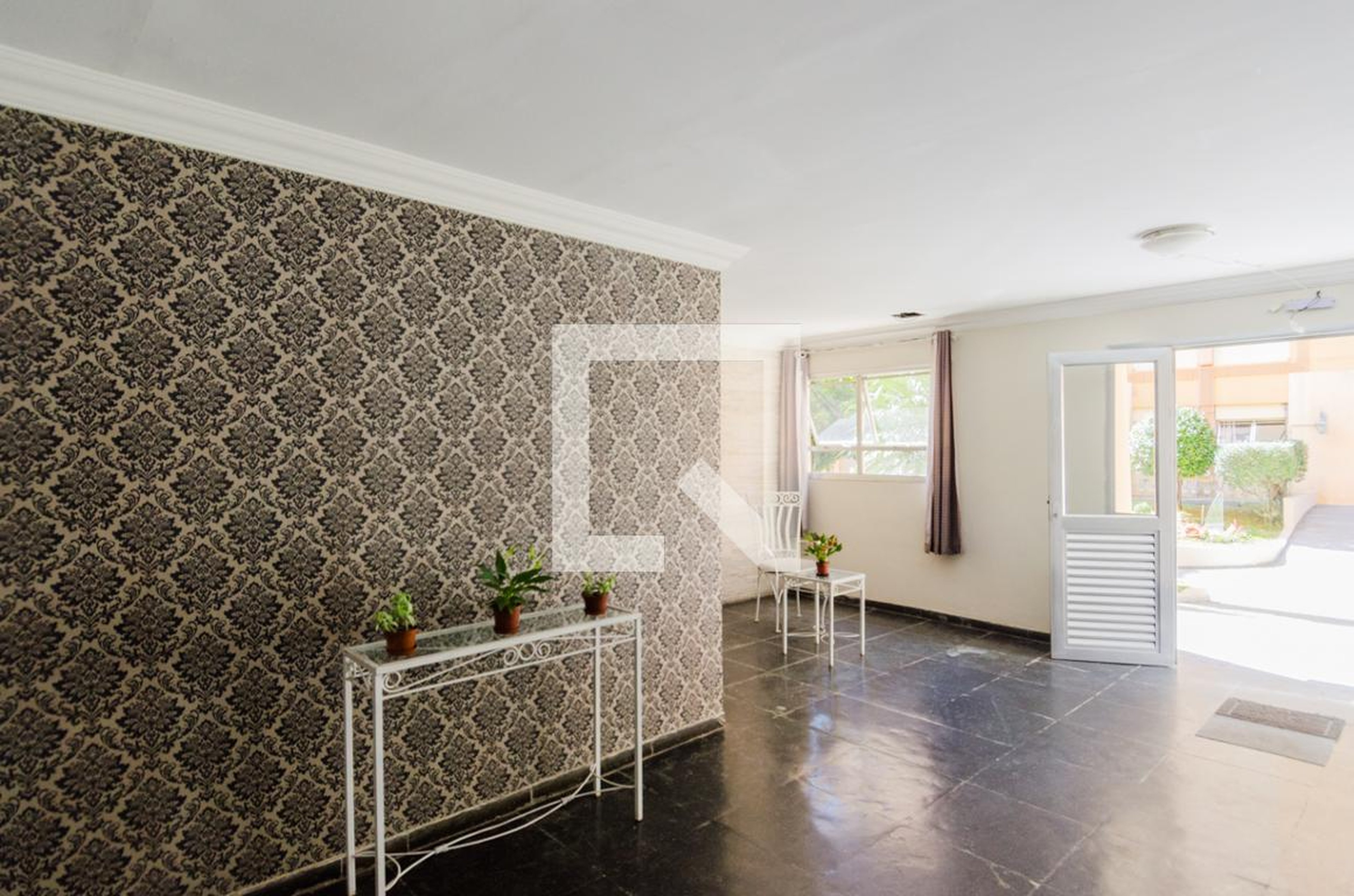 Hall de entrada - Maison Auba