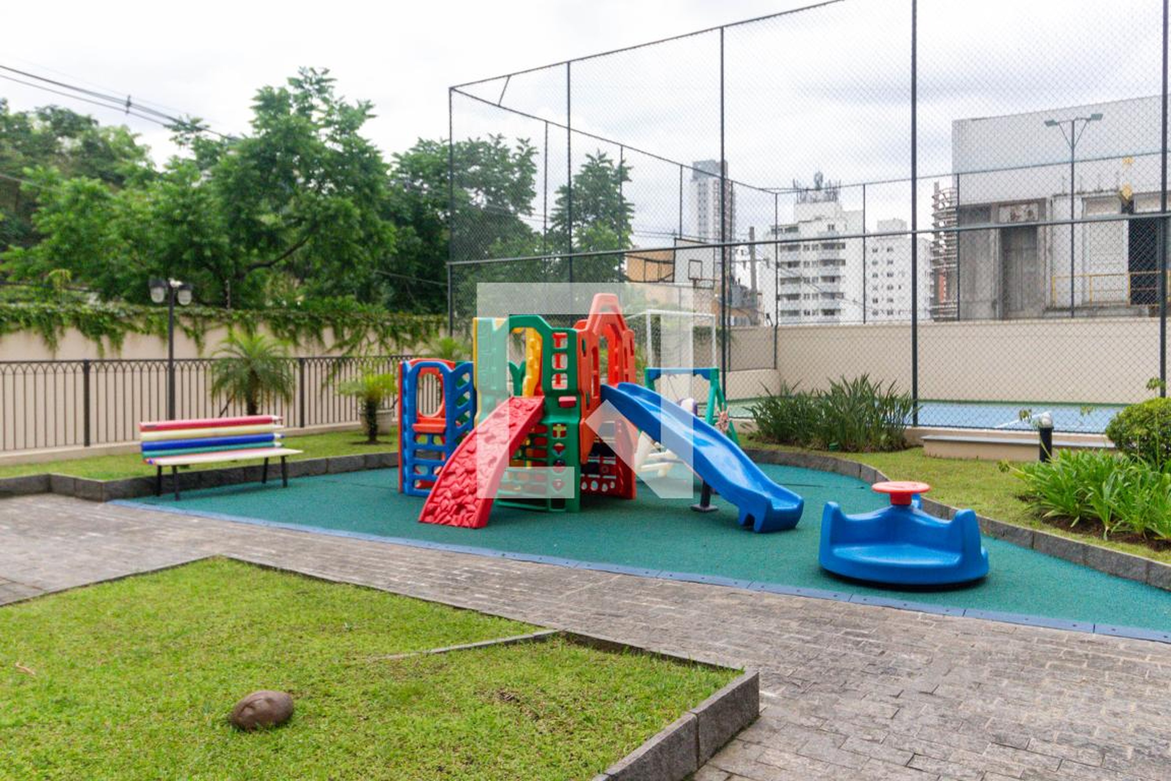 Playground - Boulevard Bois de Boulogne