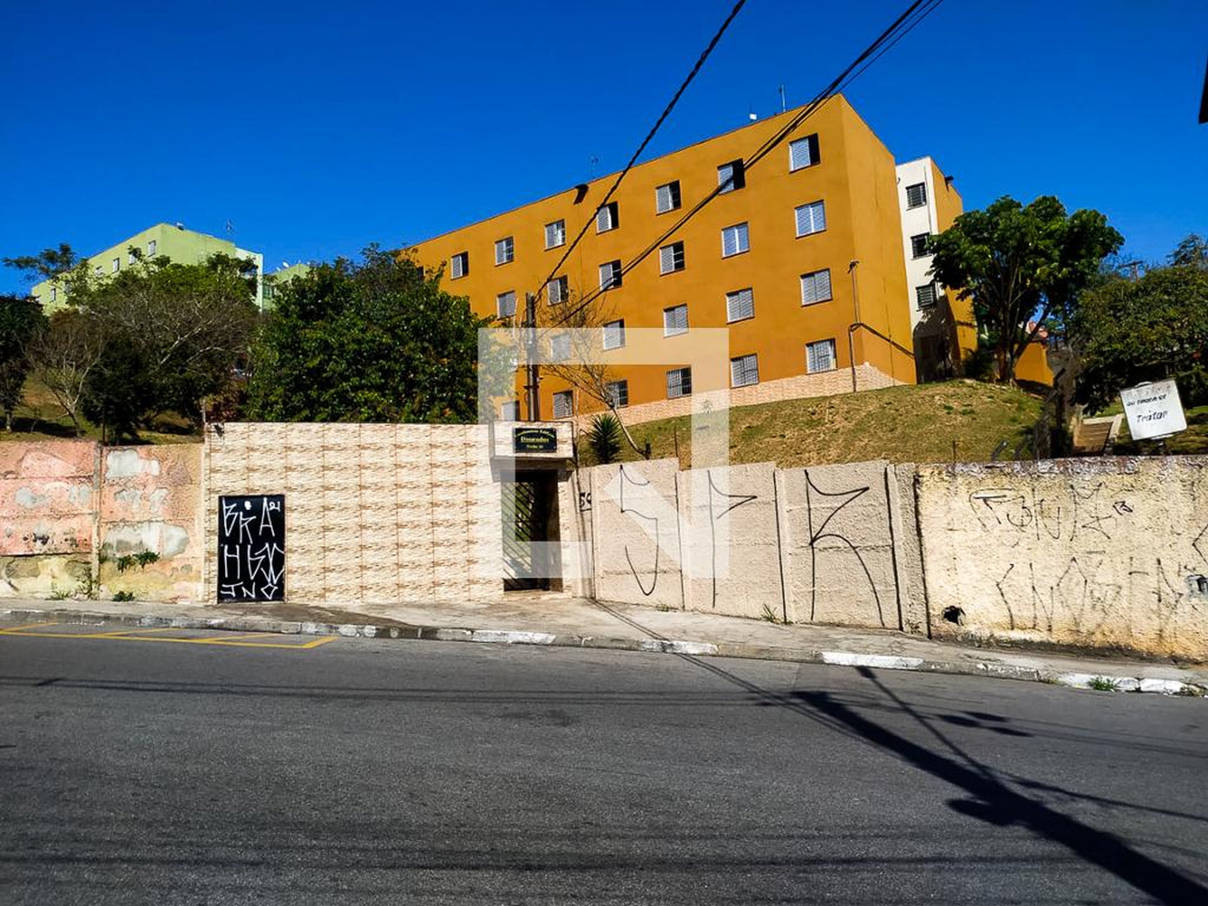 Fachada Edifício Dourados